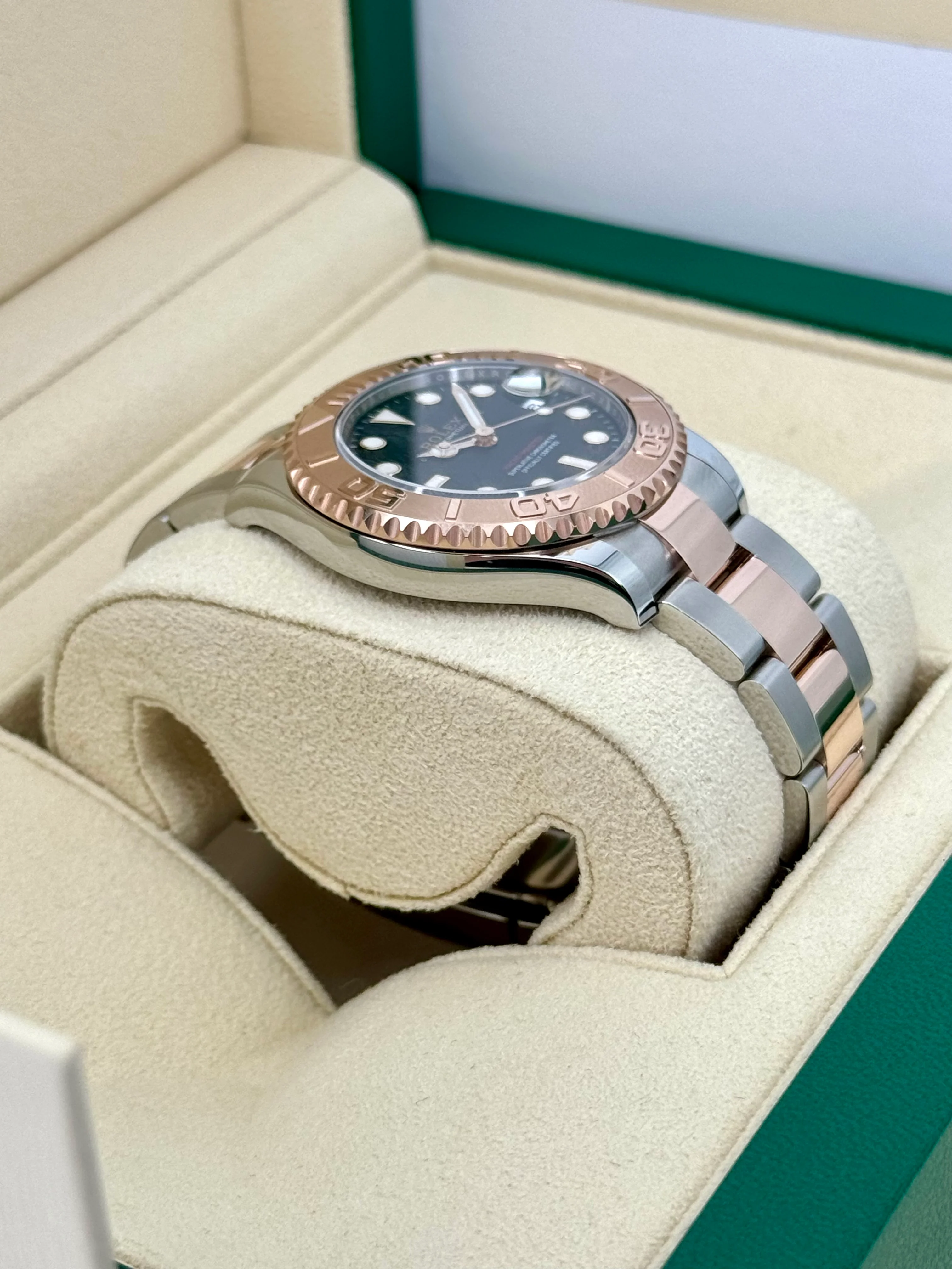 NEW 2023 Rolex Yacht-Master 37mm 268621 Black Dial - Image 6