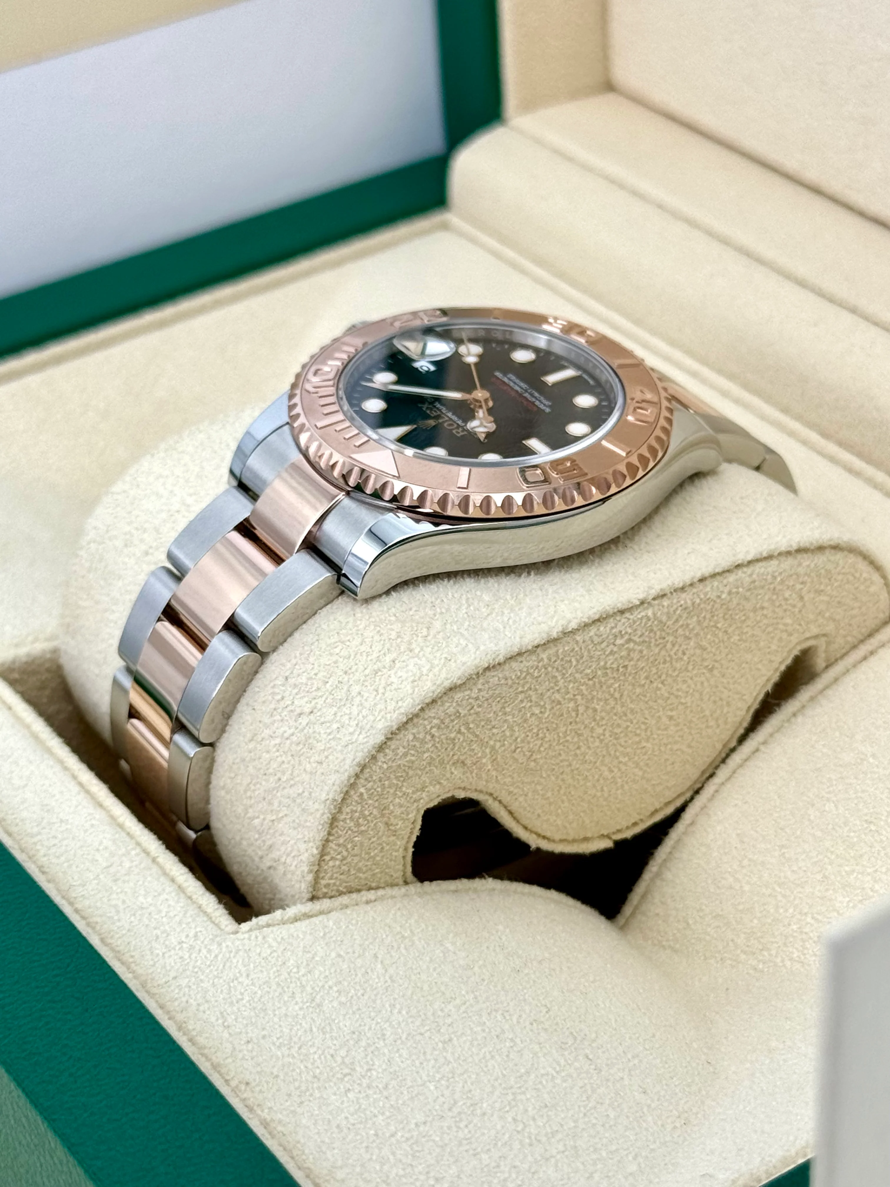 NEW 2023 Rolex Yacht-Master 37mm 268621 Black Dial - Image 7