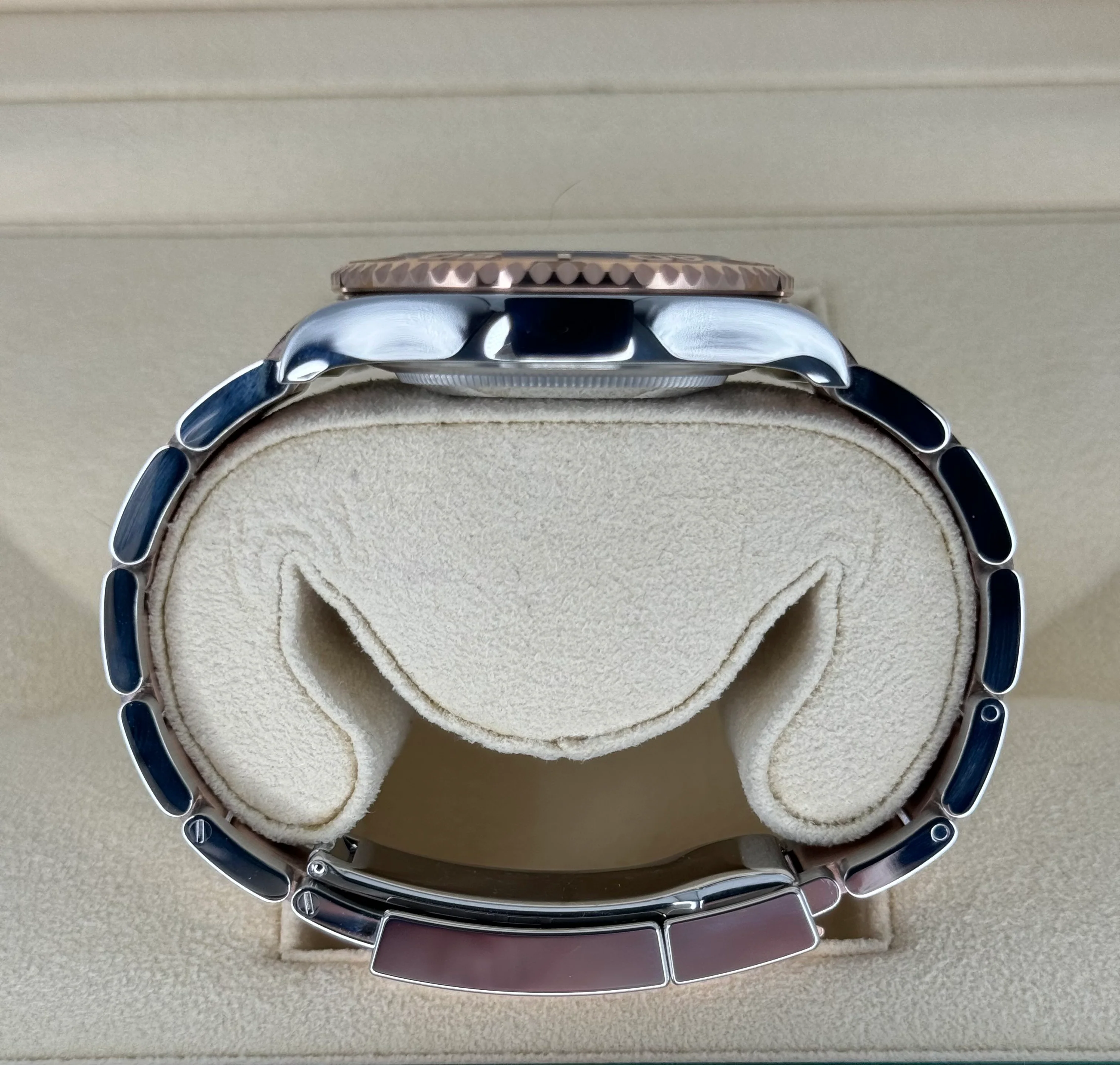 2023 Rolex Yacht-Master 37mm 268621 Two-Tone Chocolate Dial - Image 10