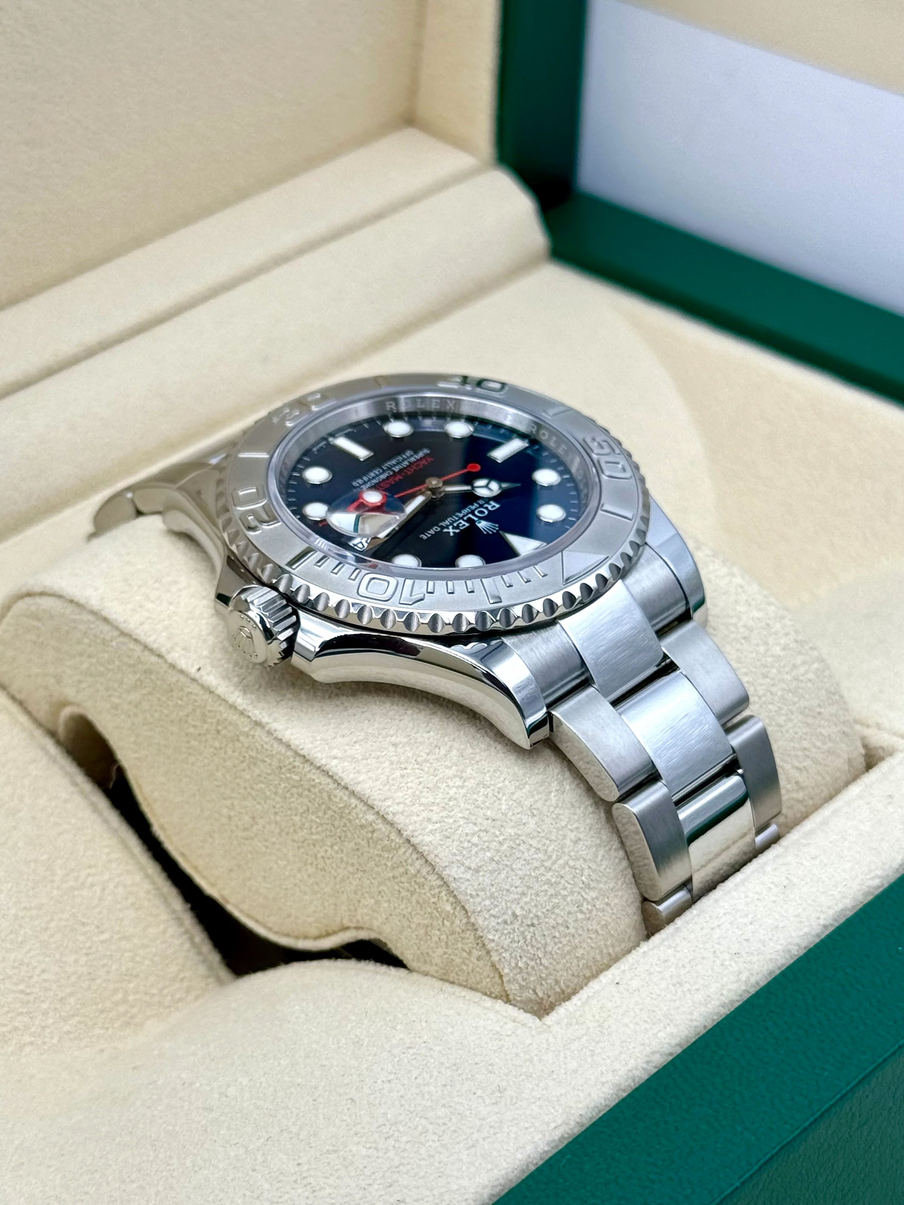 2023 Rolex Yacht-Master 40m 126622 Stainless Steel Blue Dial - Image 8