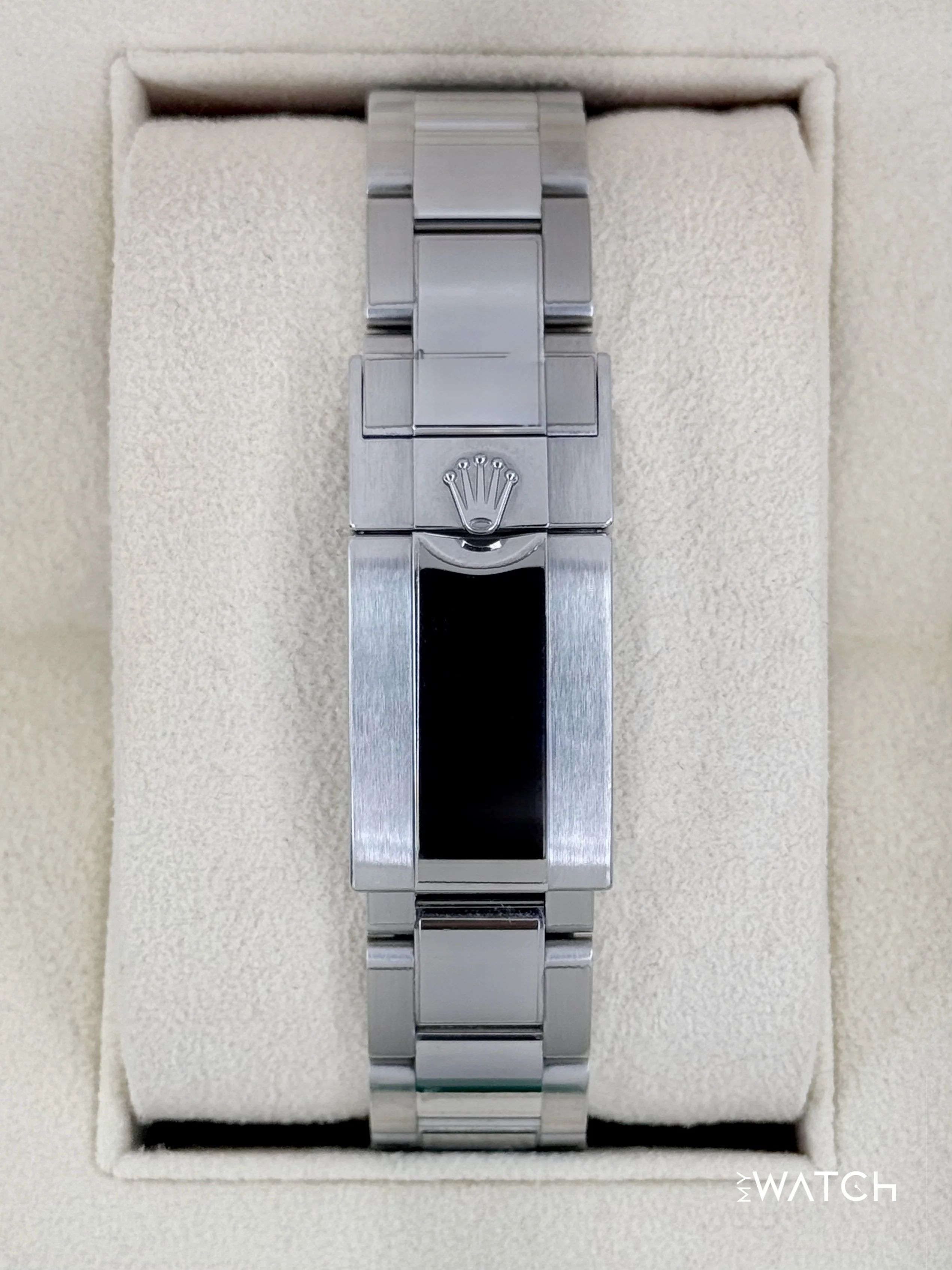 2023 Rolex Yacht-Master 40mm 126622 Blue Dial - Image 2