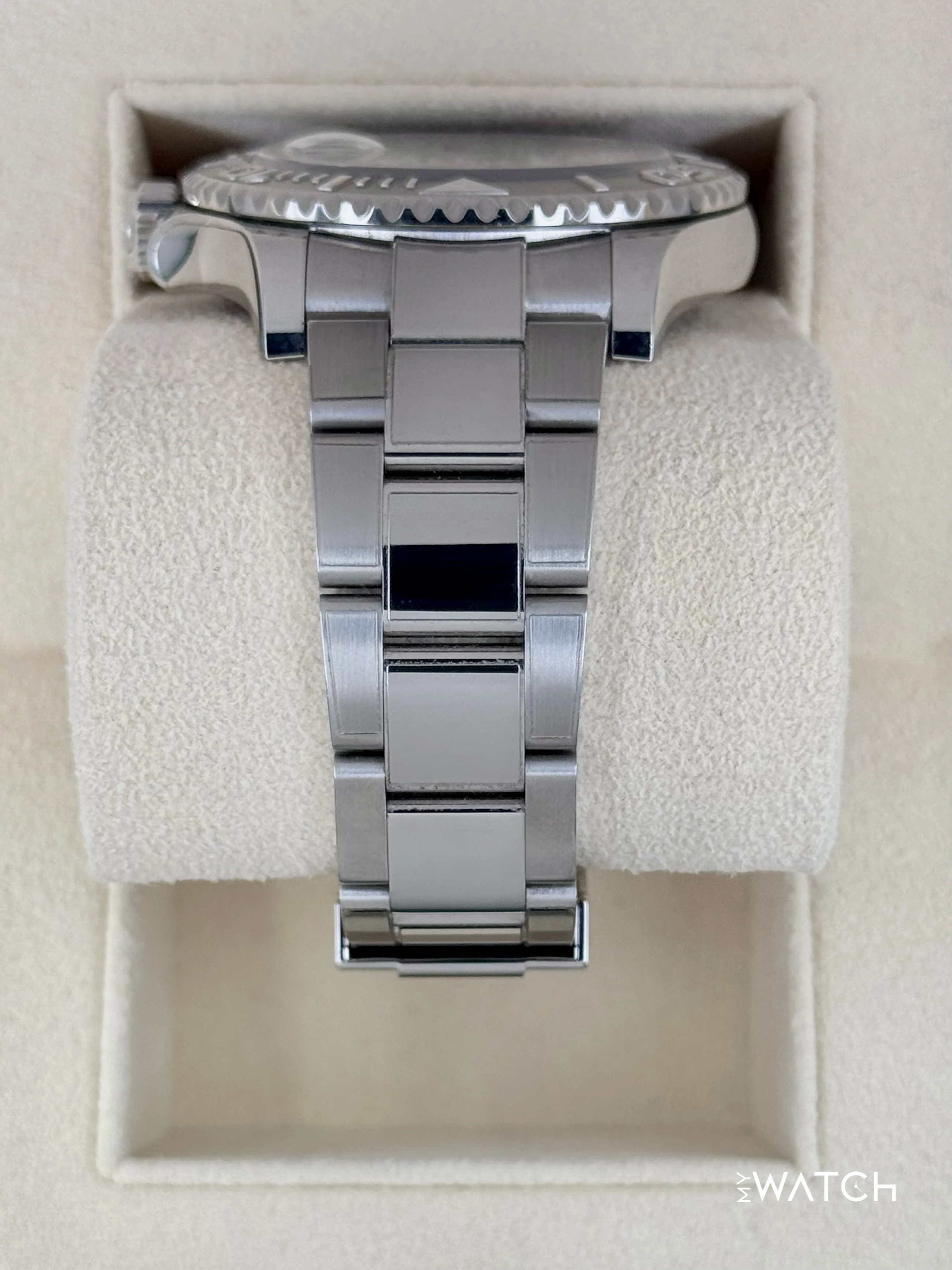 2023 Rolex Yacht-Master 40mm 126622 Blue Dial - Image 4
