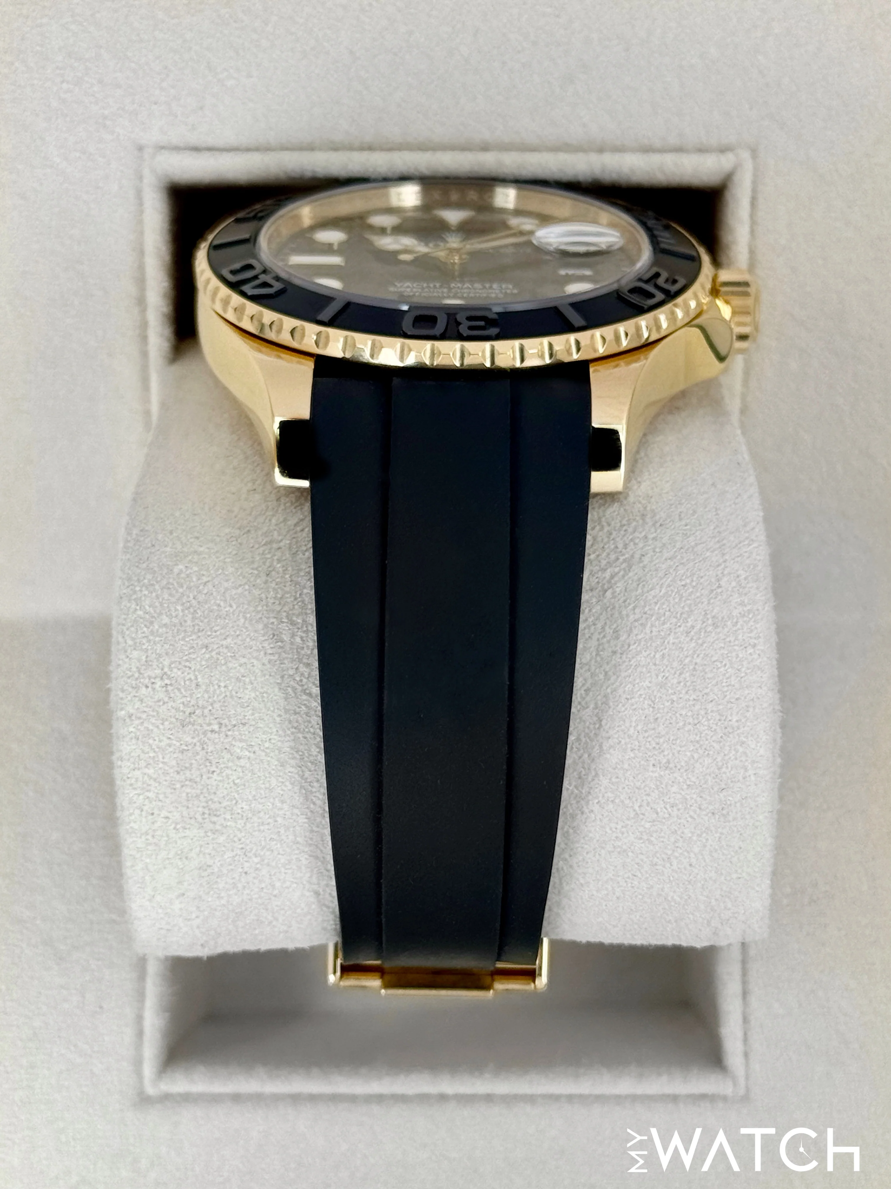 2023 Rolex Yacht-Master 42mm 226658 Gold Oysterflex Black Dial - Image 3