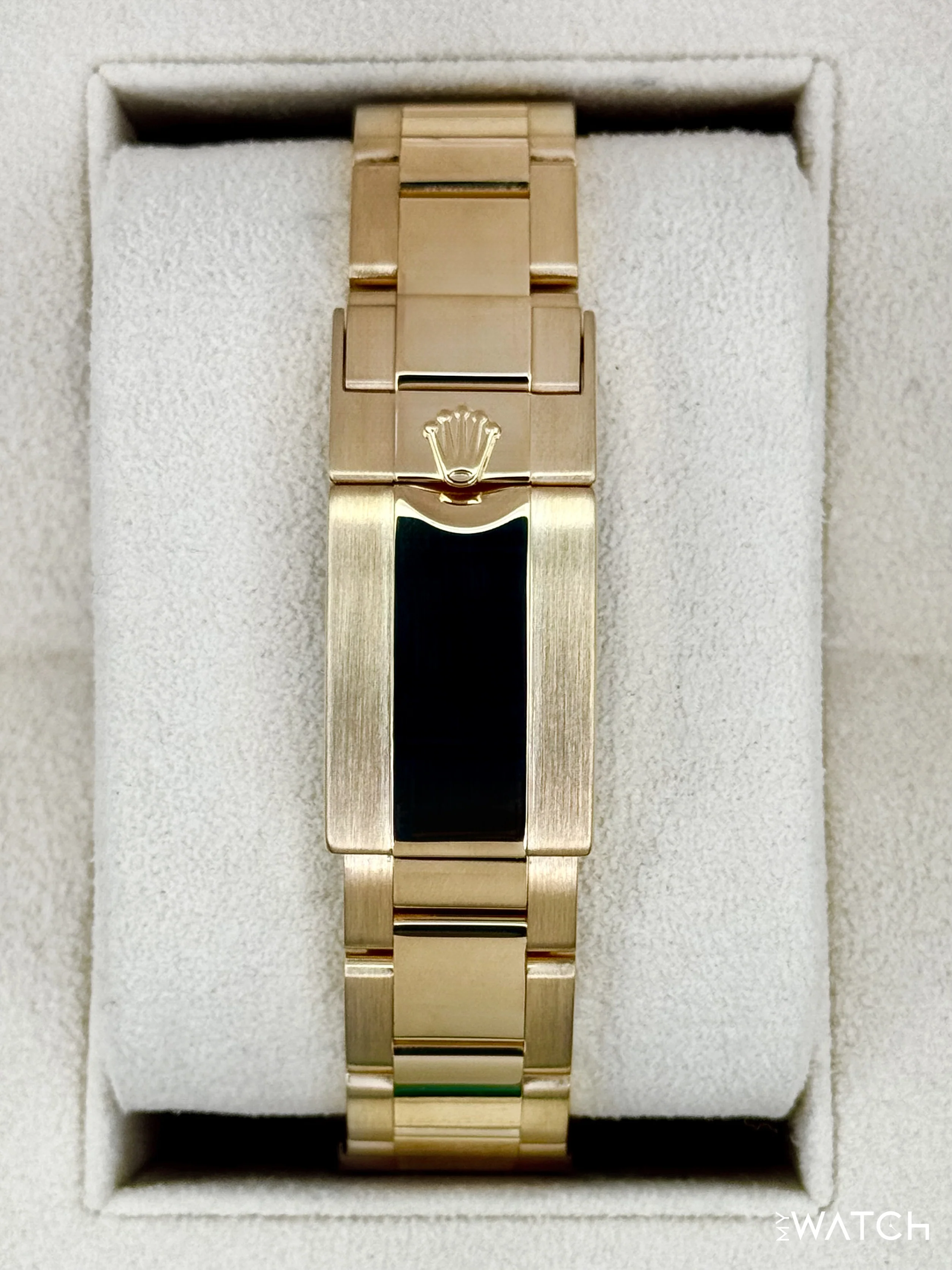 2023 Rolex Yacht-Master II 44mm 116688 18K Yellow Gold White Dial - Image 2