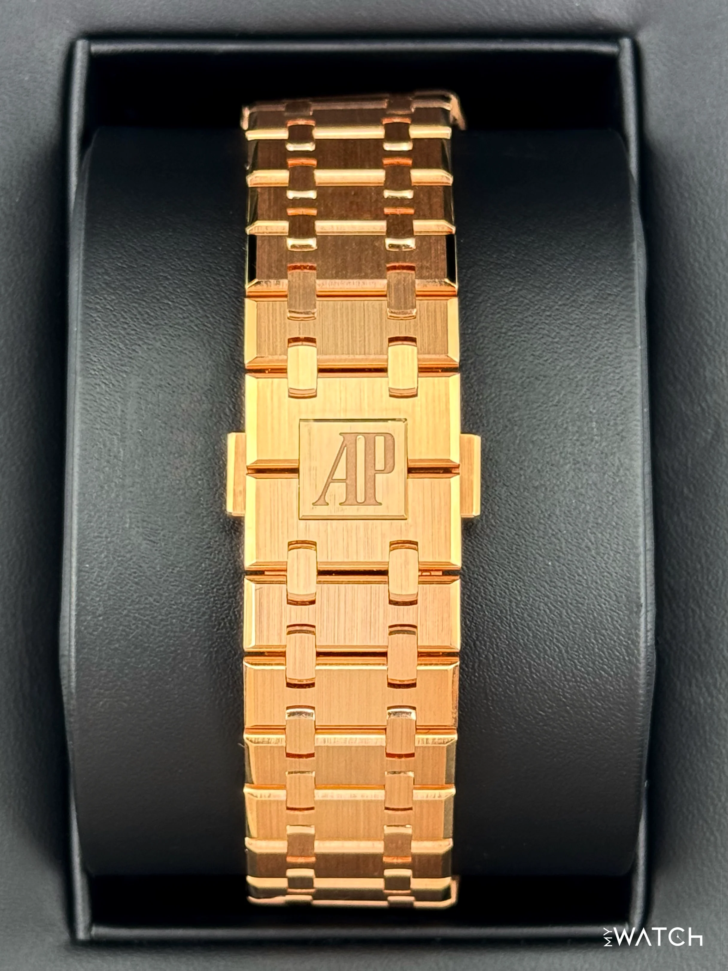 2024 Audemars Piguet Royal Oak Chronograph 41mm 26240OR Green Dial - Image 2
