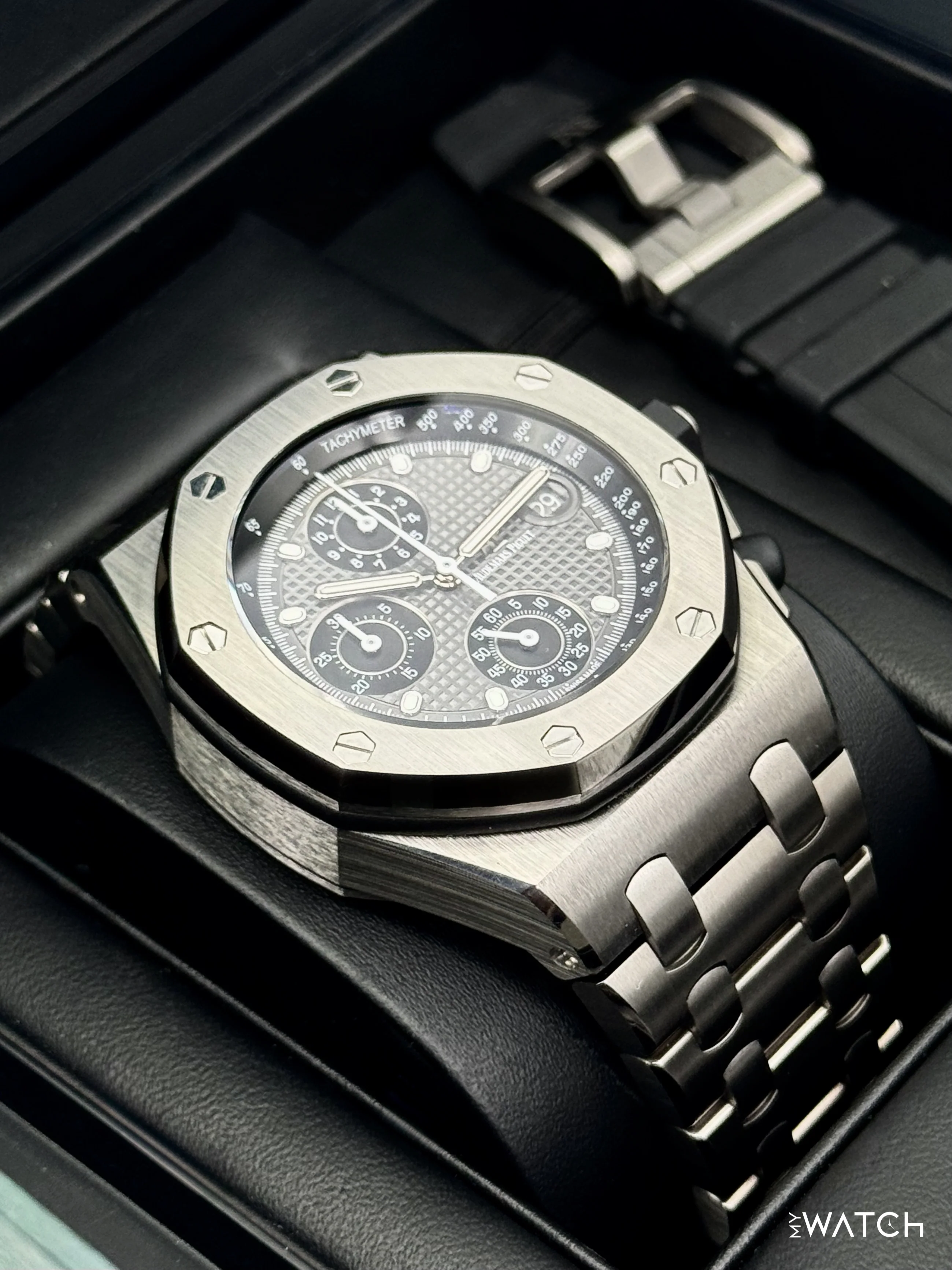2024 Audemars Piguet Royal Oak Offshore Chrono 42mm 26238TI Grey Dial - Image 6
