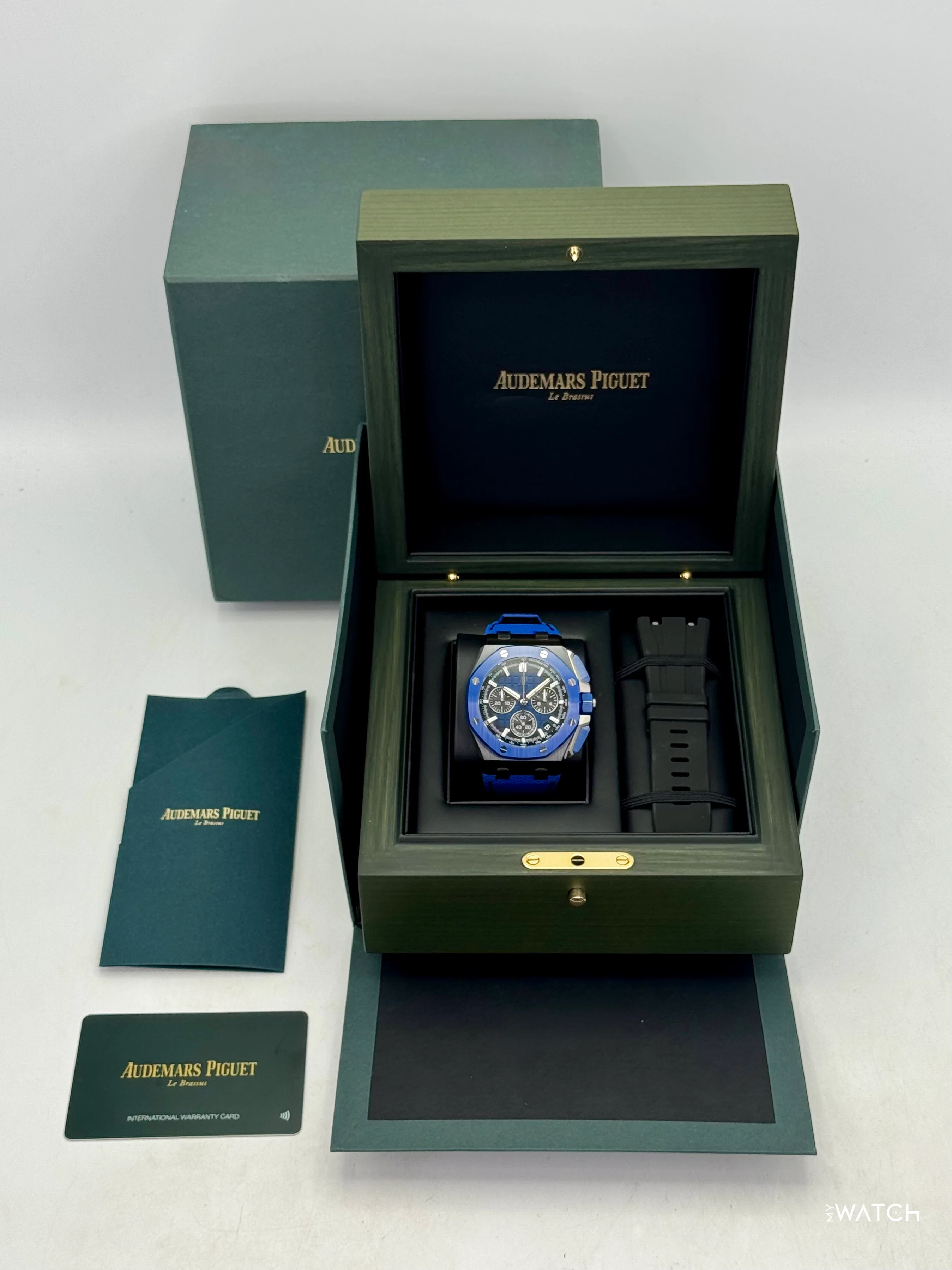 2024 Audemars Piguet Royal Oak Offshore Chrono 43mm 26420CE Ceramic Blue Dial - Image 11