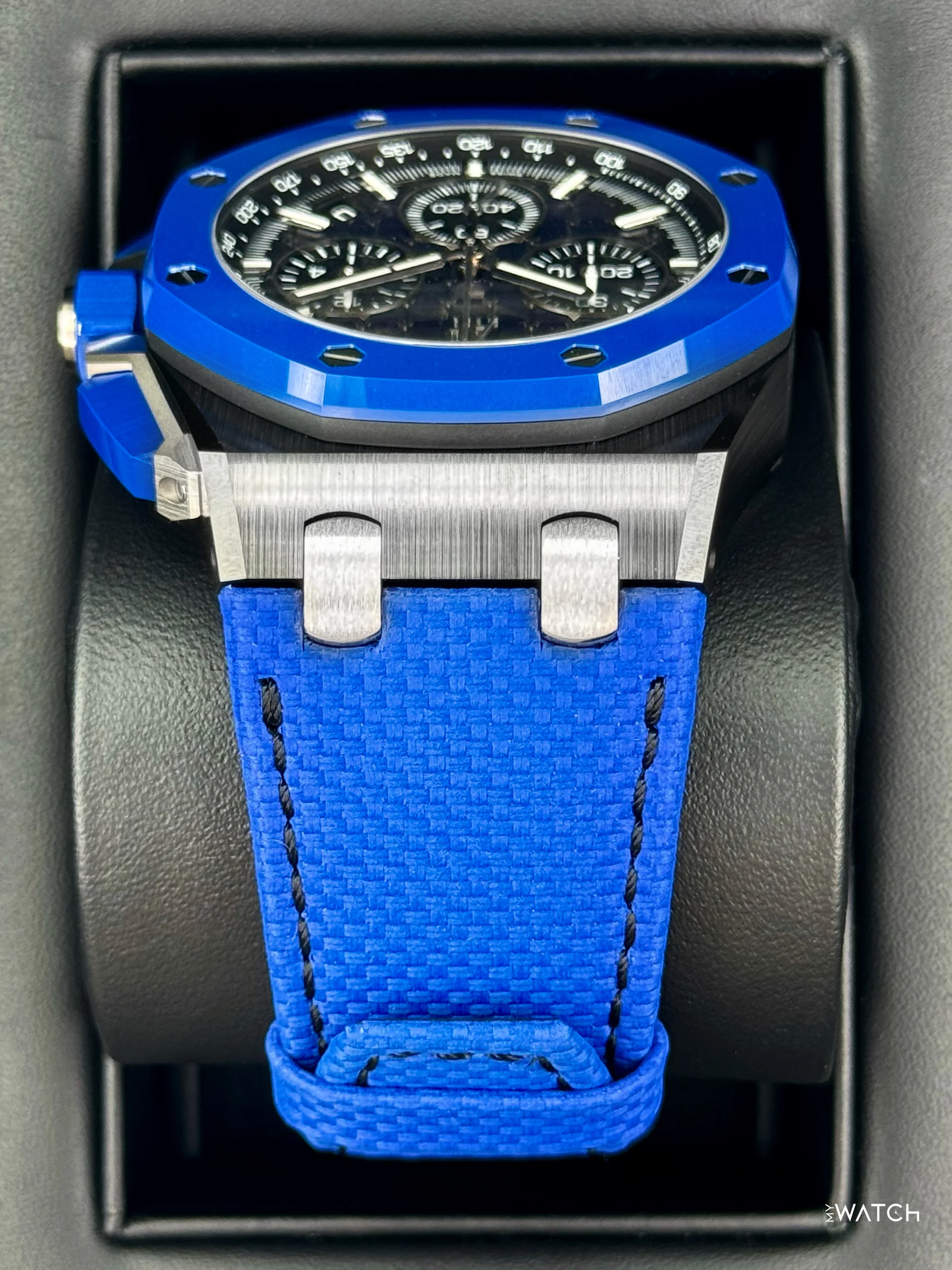 2024 Audemars Piguet Royal Oak Offshore Chrono 43mm 26420CE Ceramic Blue Dial - Image 4