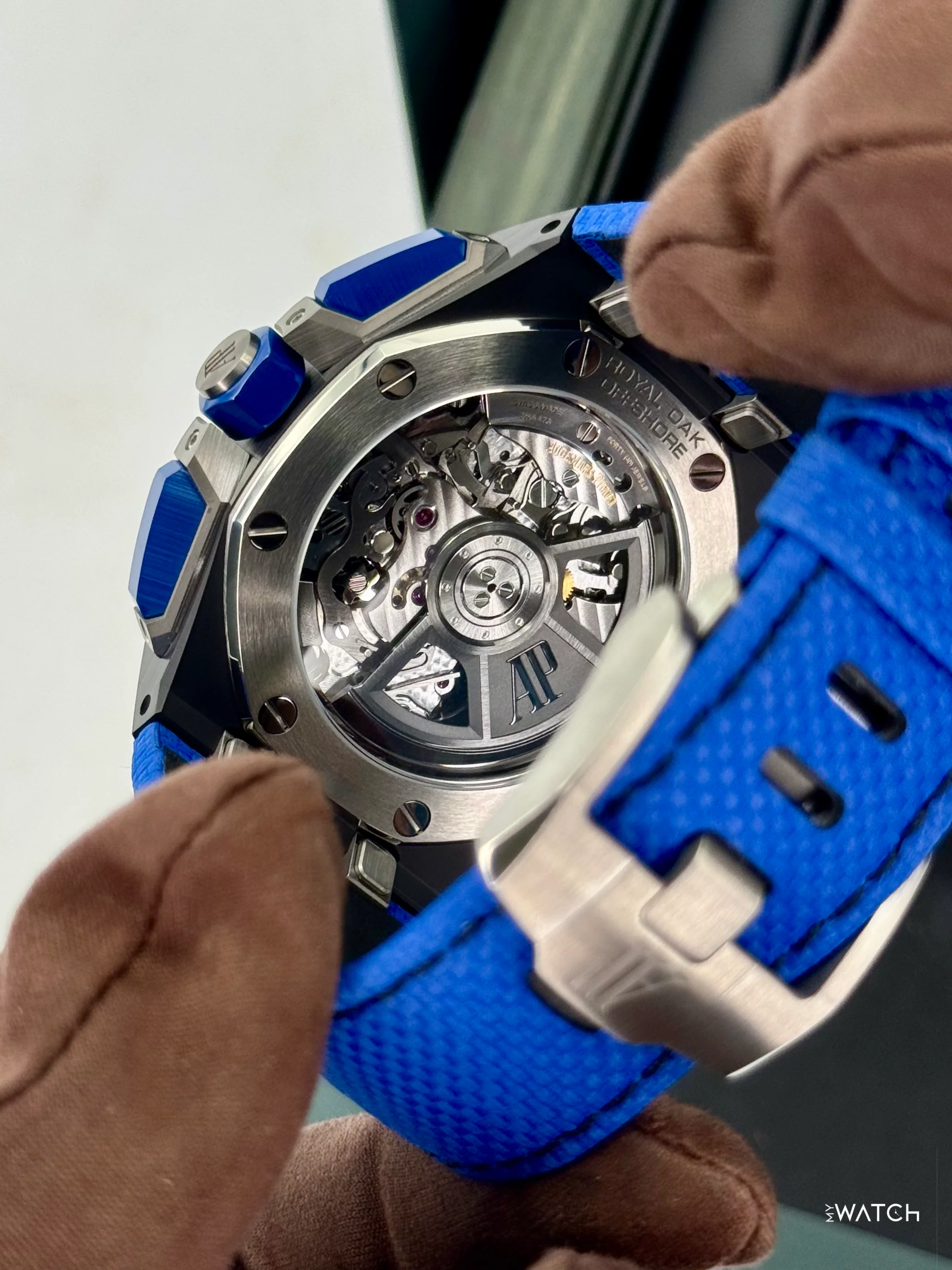 2024 Audemars Piguet Royal Oak Offshore Chrono 43mm 26420CE Ceramic Blue Dial - Image 9