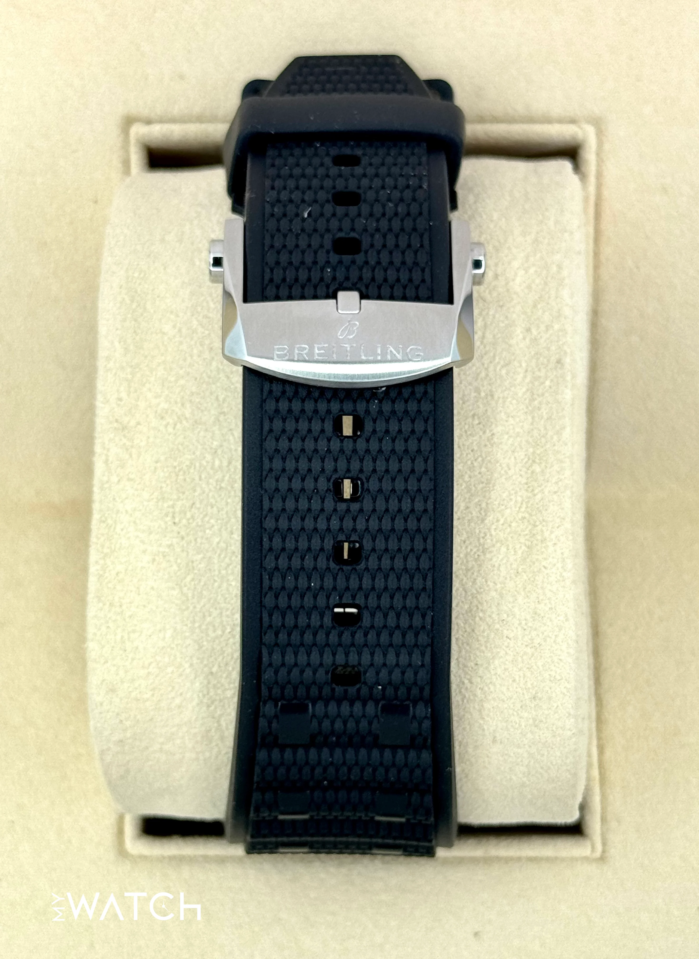 2024 Breitling Super Chronomat B01 44 PB01362 Stainless Steel Blue Dial - Image 2