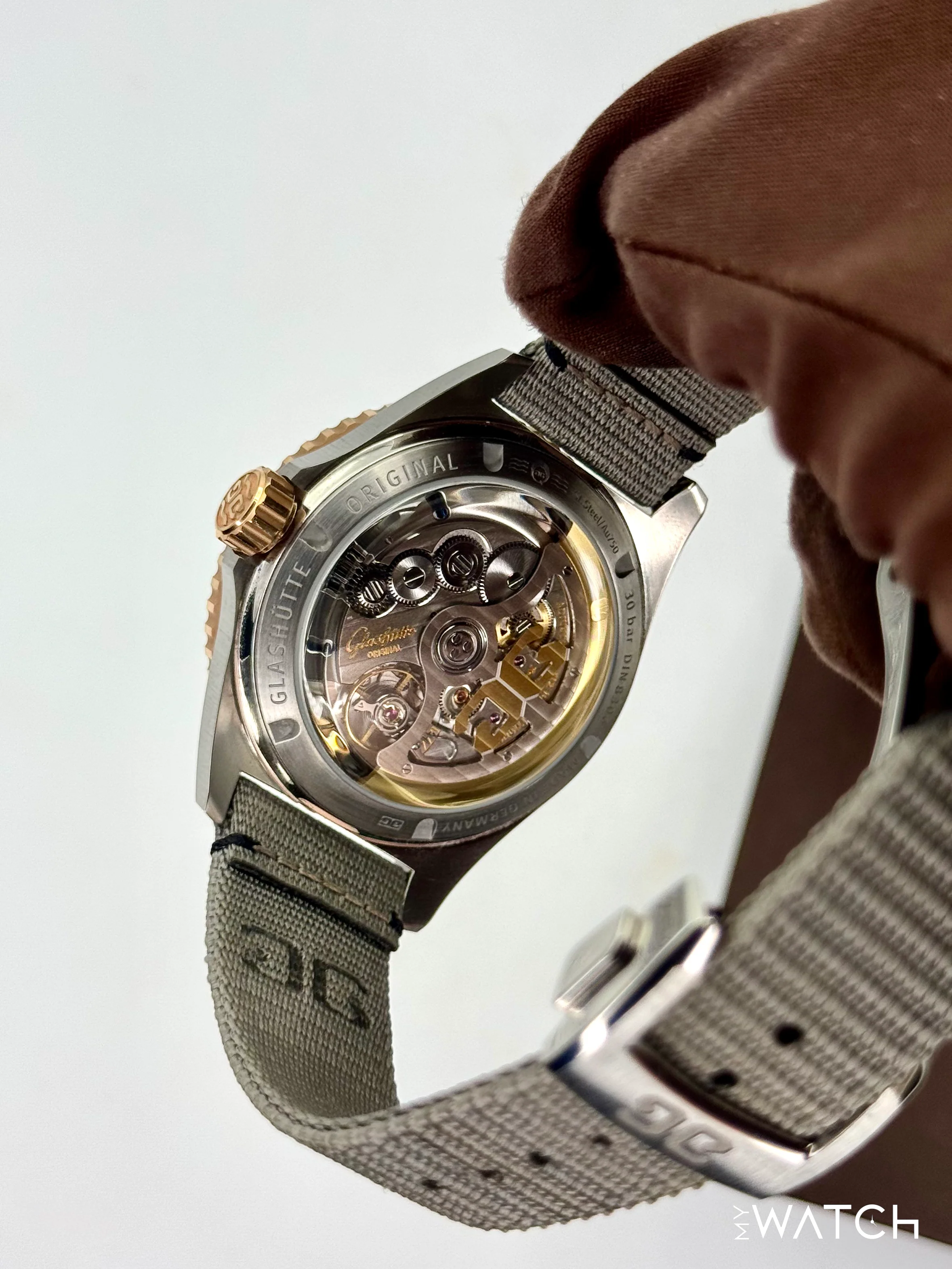 2024 Glashütte Seaq Panorama Date 43.2mm 1-36-13-04-91-34 Red Gold - Image 9