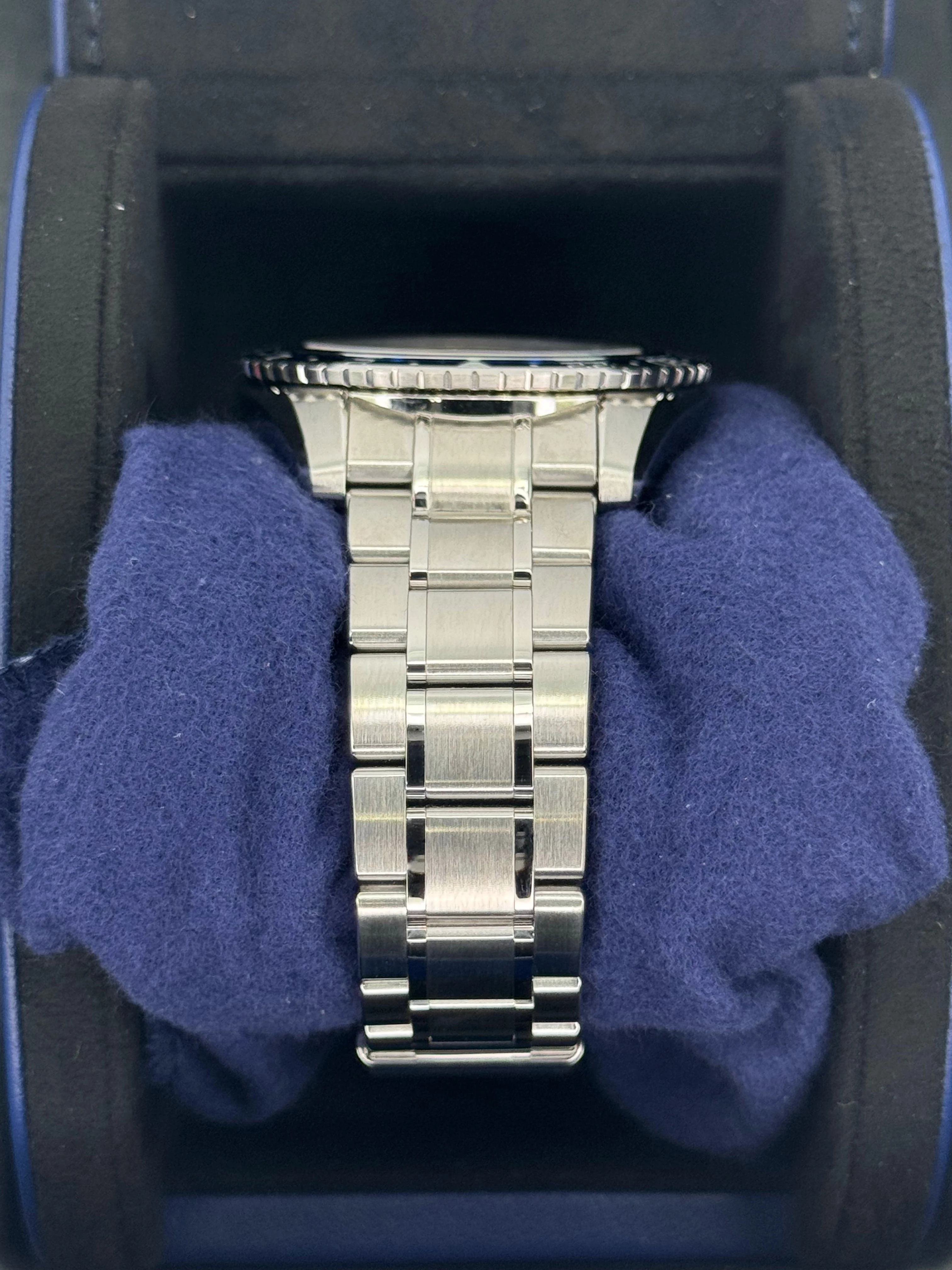 2024 Grand Seiko Sport Limited 44.2mm SBGJ275G Stainless Steel Blue Dial - Image 4