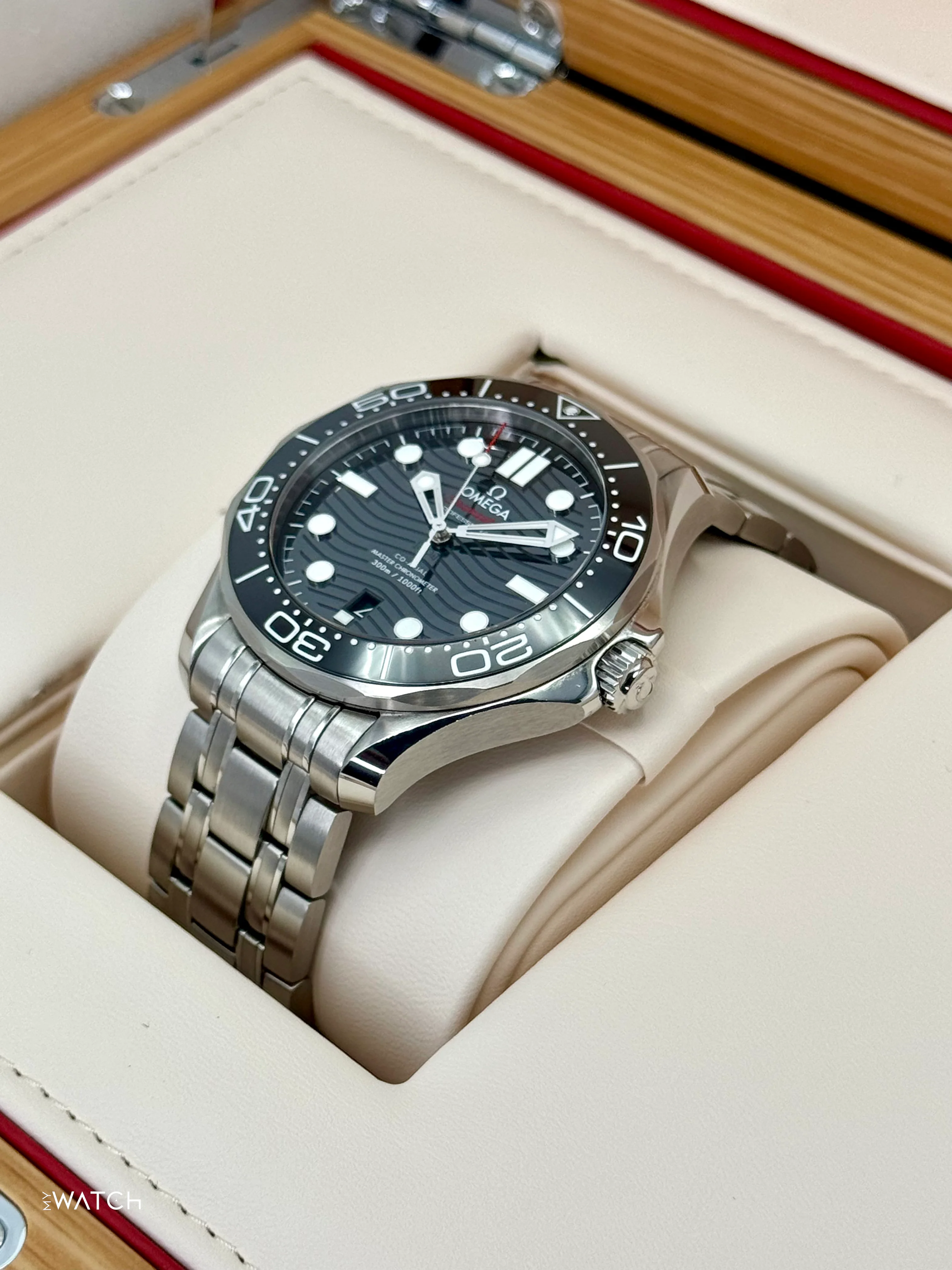 2024 Omega Seamaster Diver 300M 42mm 210.30.42.20.01.001 Black Dial - Image 5