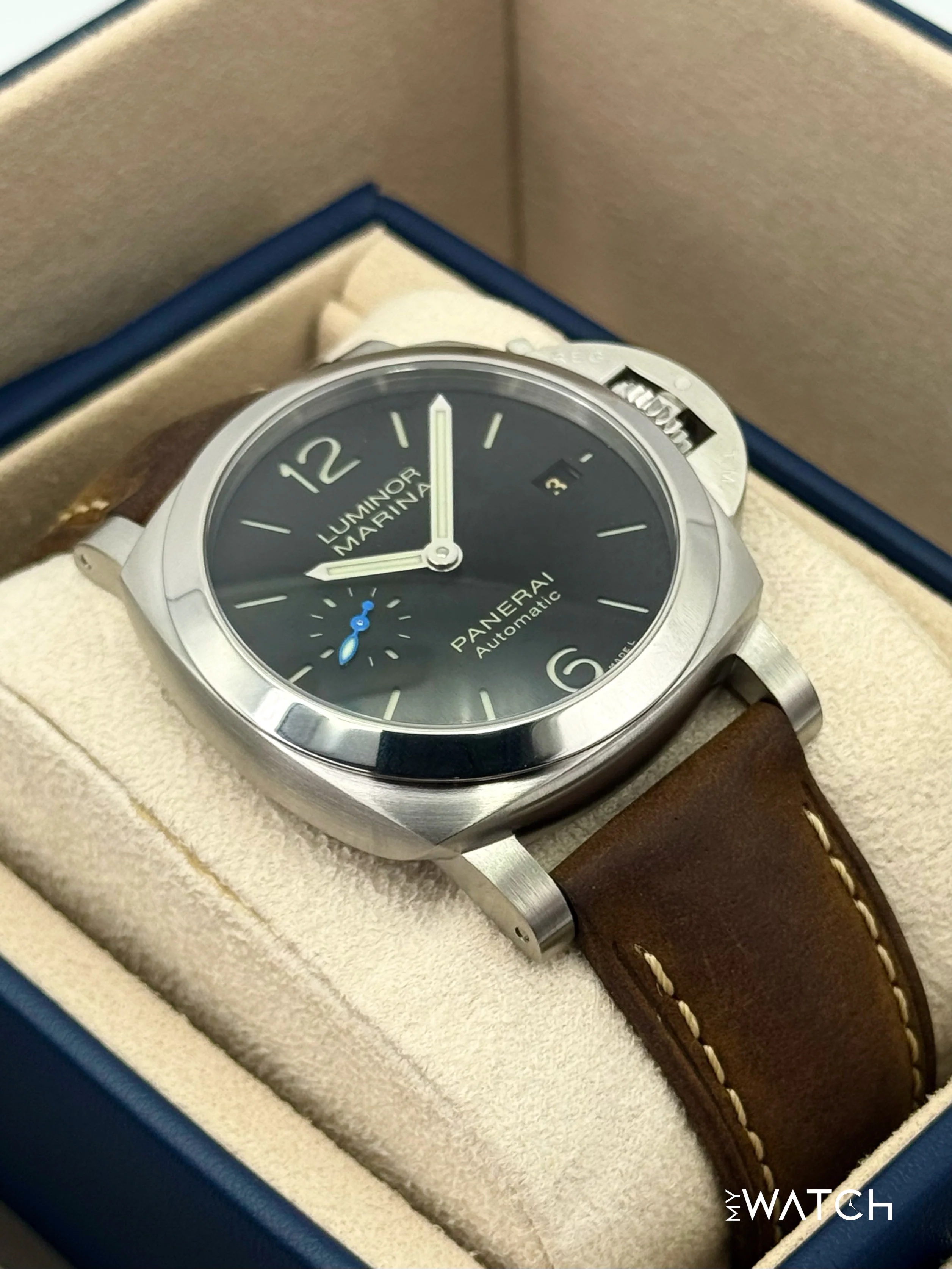 2024 Panerai Quaranta 40mm PAM01372 Stainless Steel Black Dial - Image 6