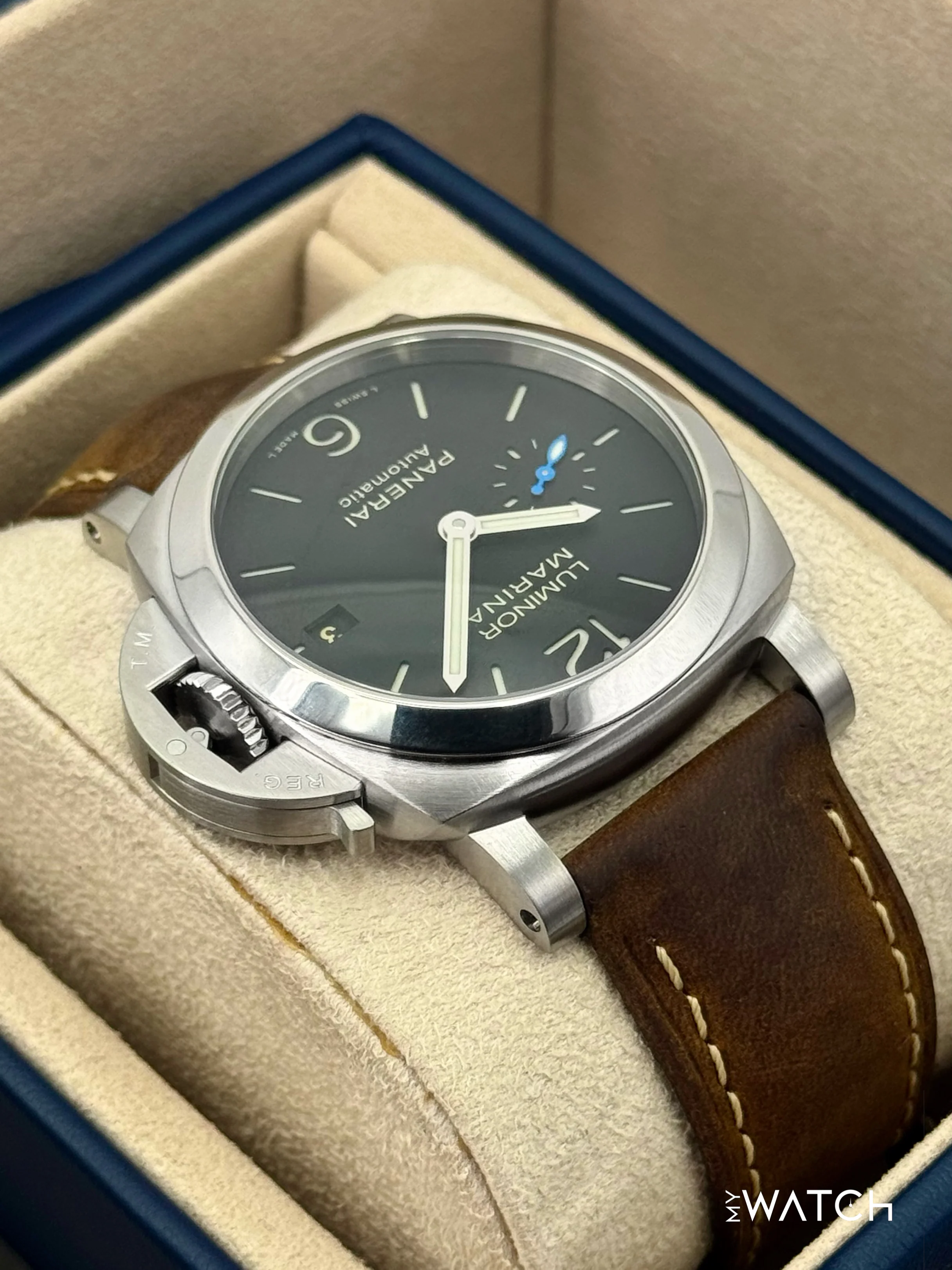 2024 Panerai Quaranta 40mm PAM01372 Stainless Steel Black Dial - Image 8