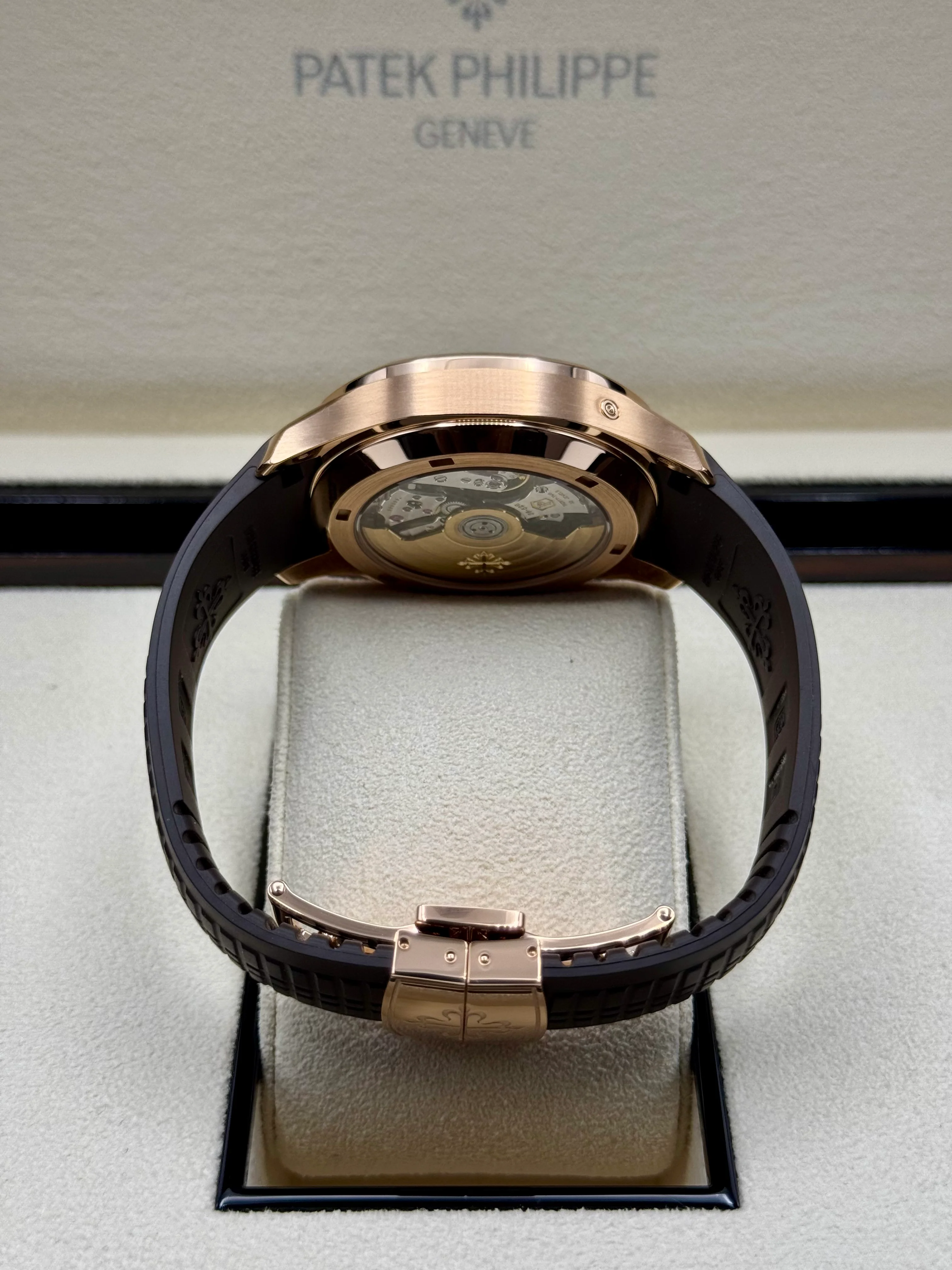 2024 Patek Philippe 5968R Aquanaut Chronograph Rose Gold - Image 10