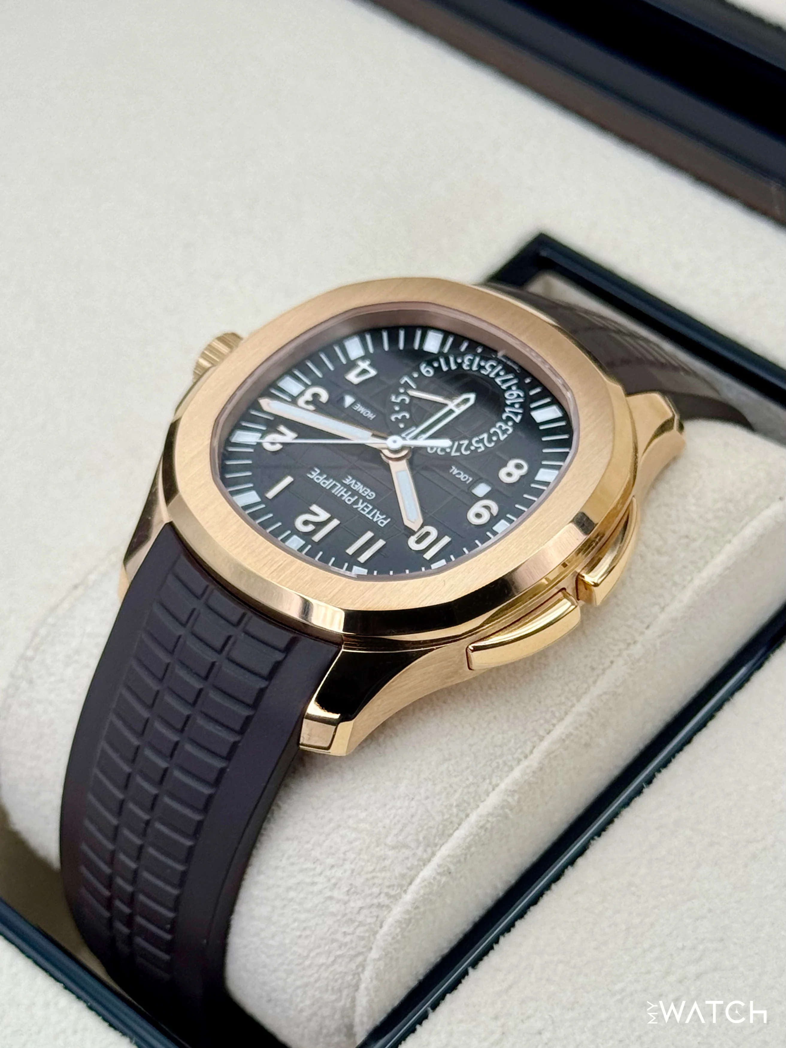 2024 Patek Philippe Aquanaut 40.8mm 5164R-001 Rose Gold Brown Dial - Image 7