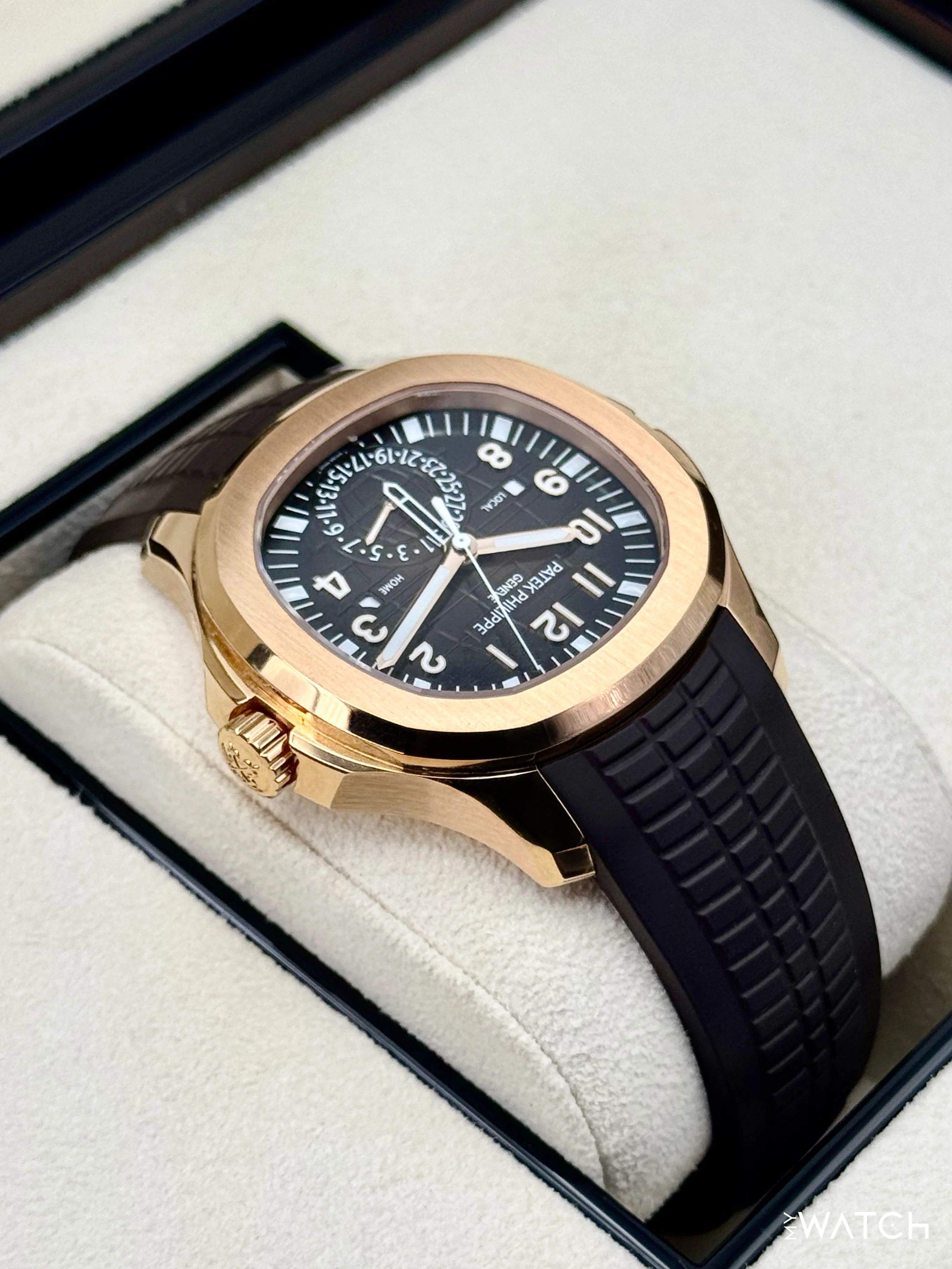 2024 Patek Philippe Aquanaut 40.8mm 5164R-001 Rose Gold Brown Dial - Image 8