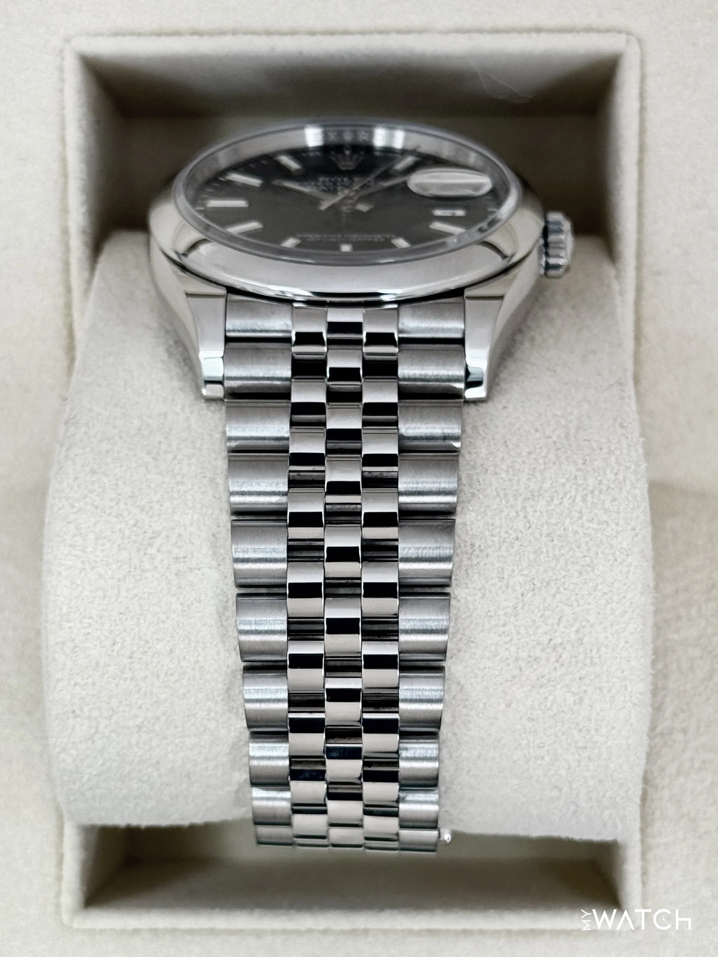 2024 Rolex Datejust 36mm 126200 Stainless Steel Jubilee Black Dial - Image 3