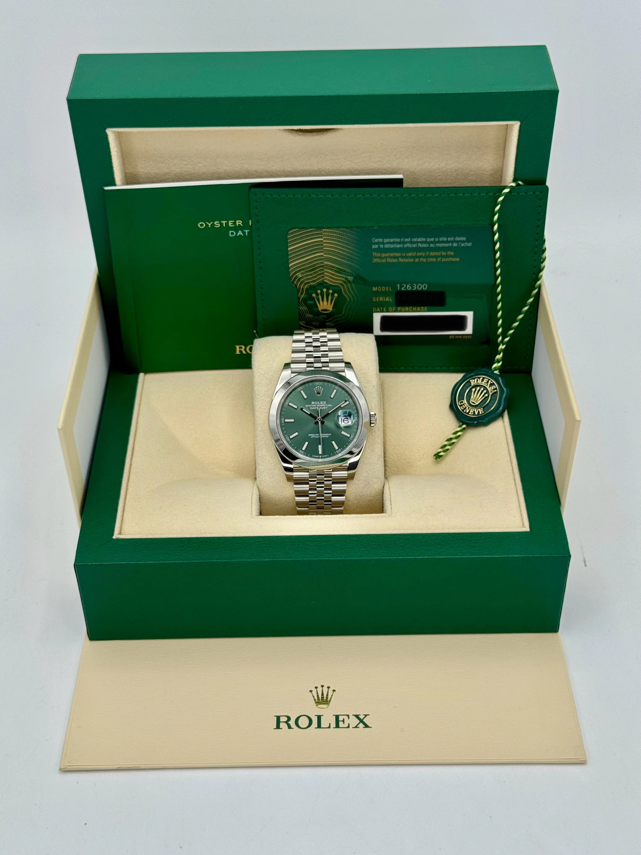 2024 Rolex Datejust 41mm 126300 Jubilee Green Dial - Image 11