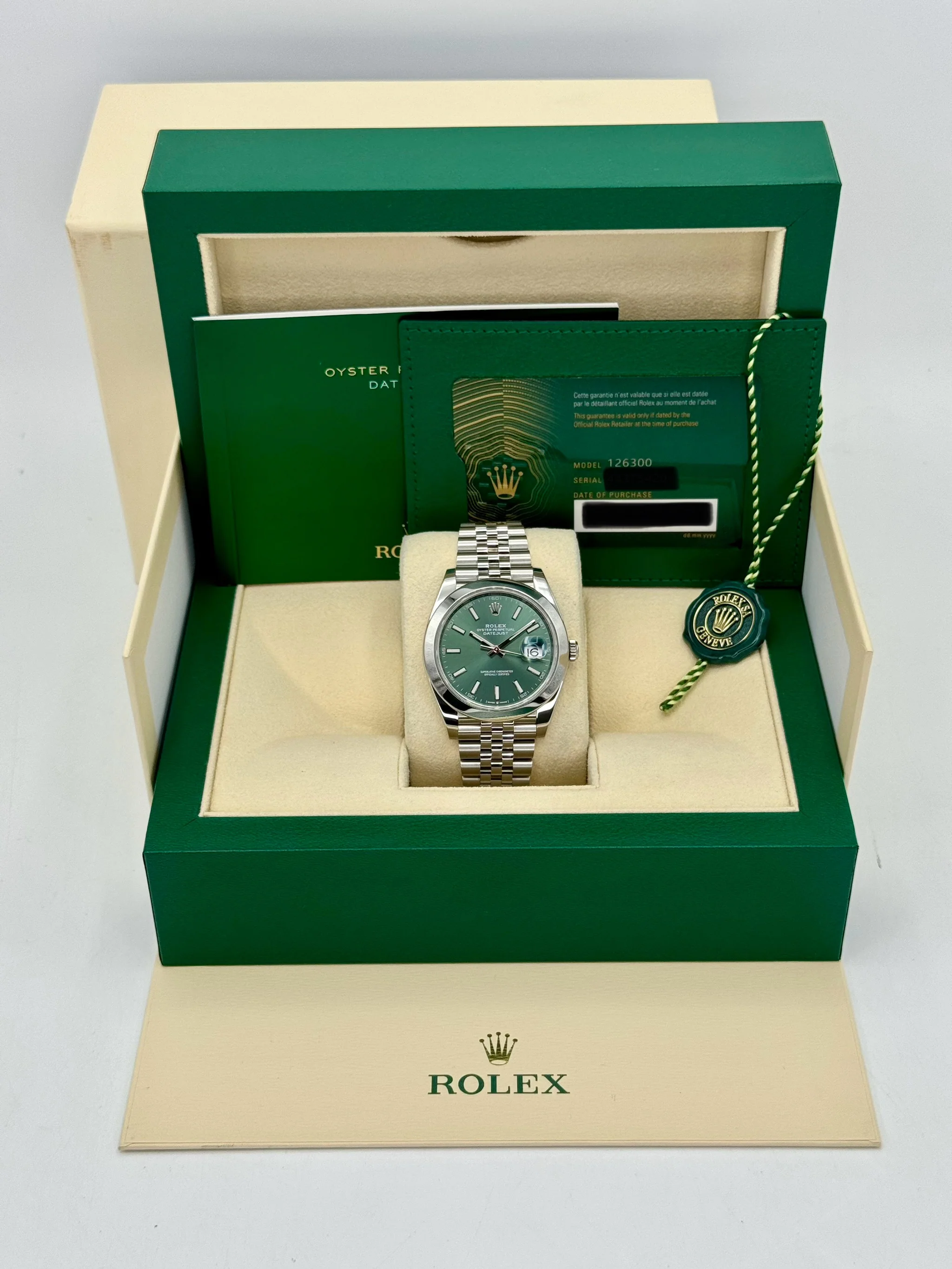 2024 Rolex Datejust 41mm 126300 Jubilee Green Dial - Image 12