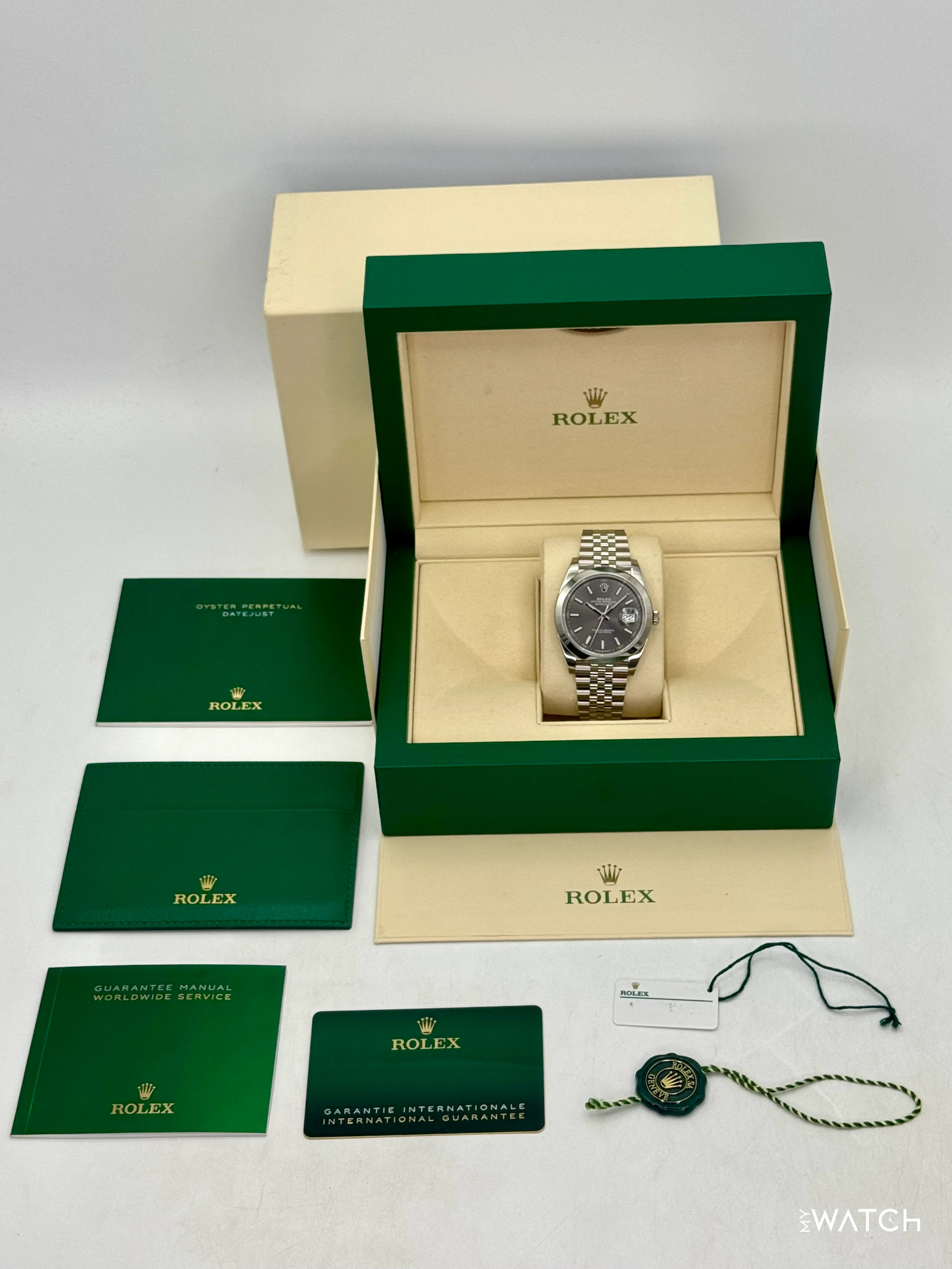 2024 Rolex Datejust 41mm 126300 Stainless Steel Jubilee Rhodium Dial - Image 10