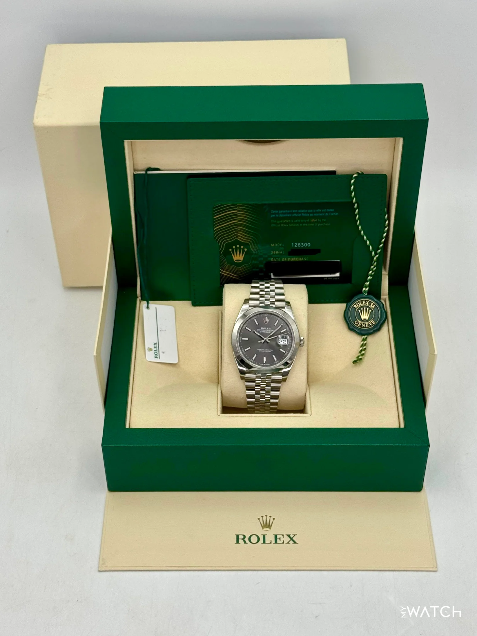 2024 Rolex Datejust 41mm 126300 Stainless Steel Jubilee Rhodium Dial - Image 9