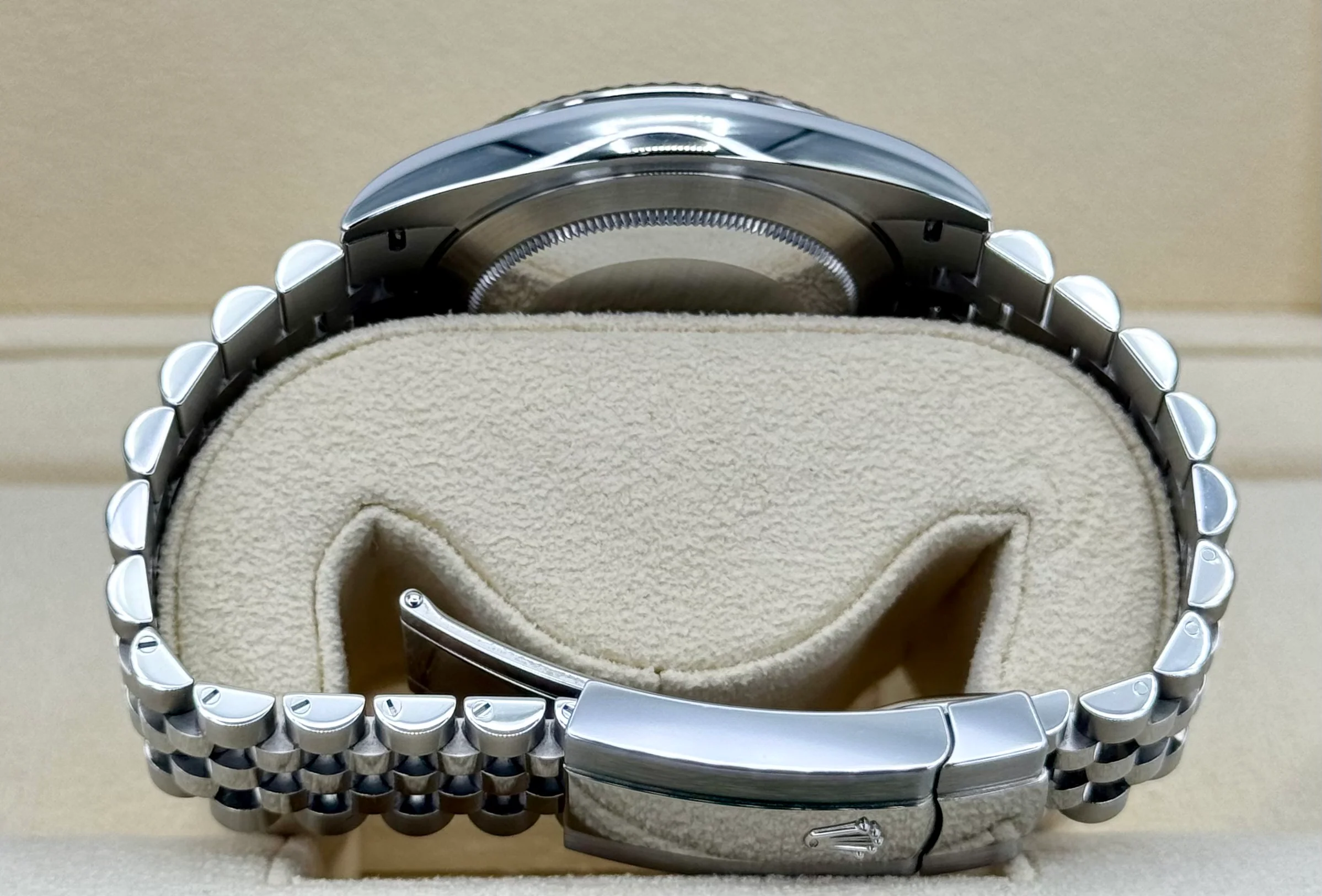 2024 Rolex Datejust 41mm 126334 Jubilee Wimbledon Dial - Image 10