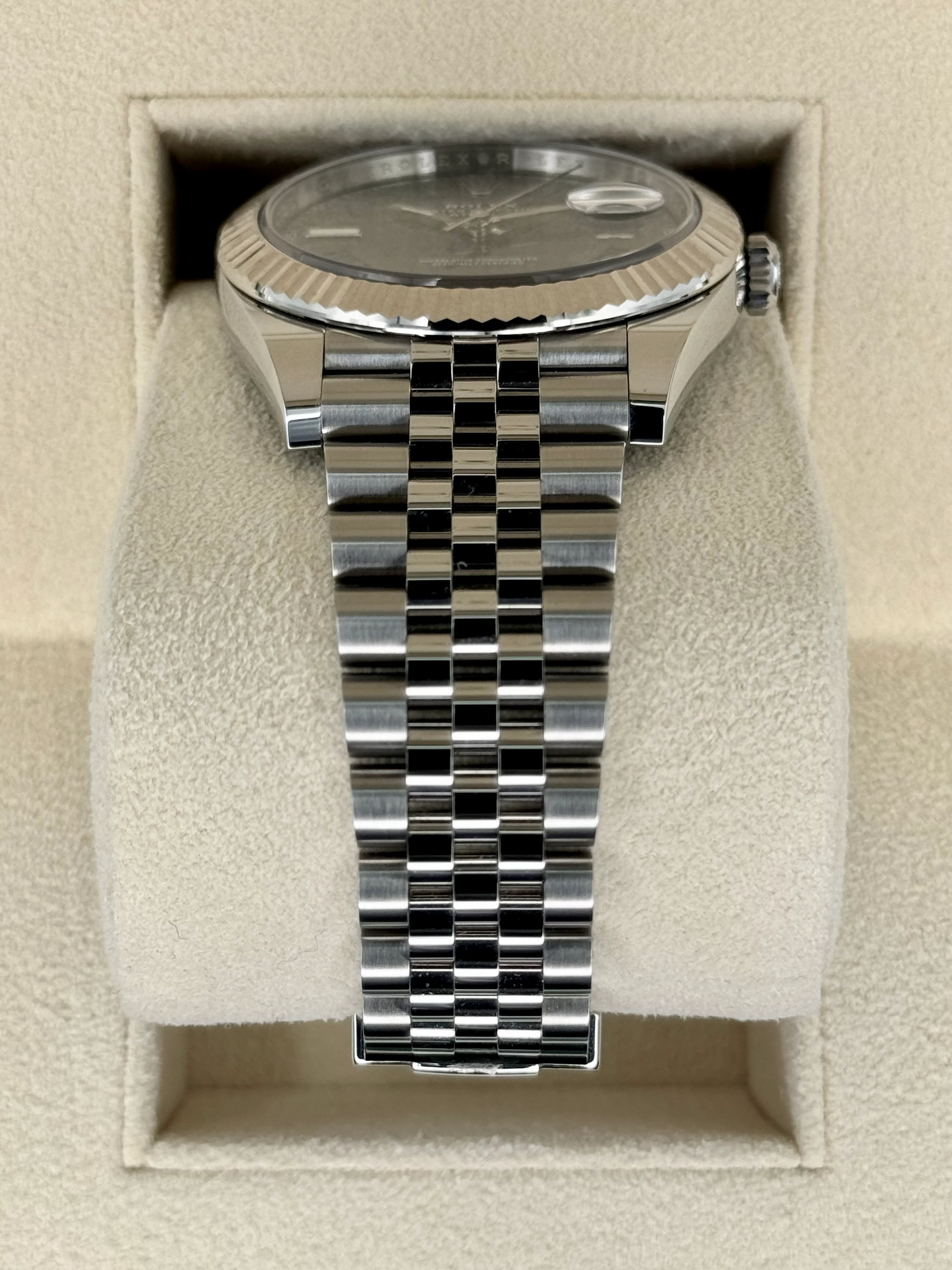 2024 Rolex Datejust 41mm 126334 Jubilee Wimbledon Dial - Image 3
