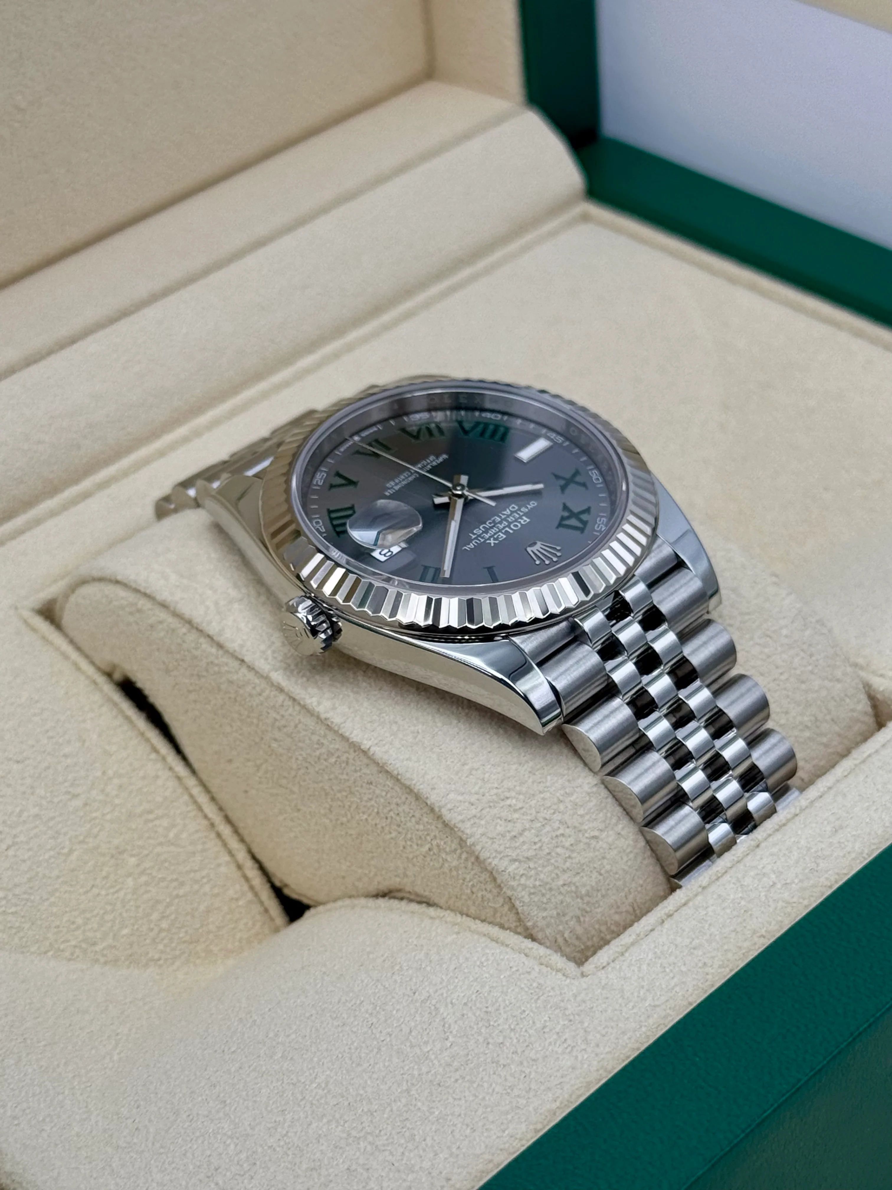 2024 Rolex Datejust 41mm 126334 Jubilee Wimbledon Dial - Image 8