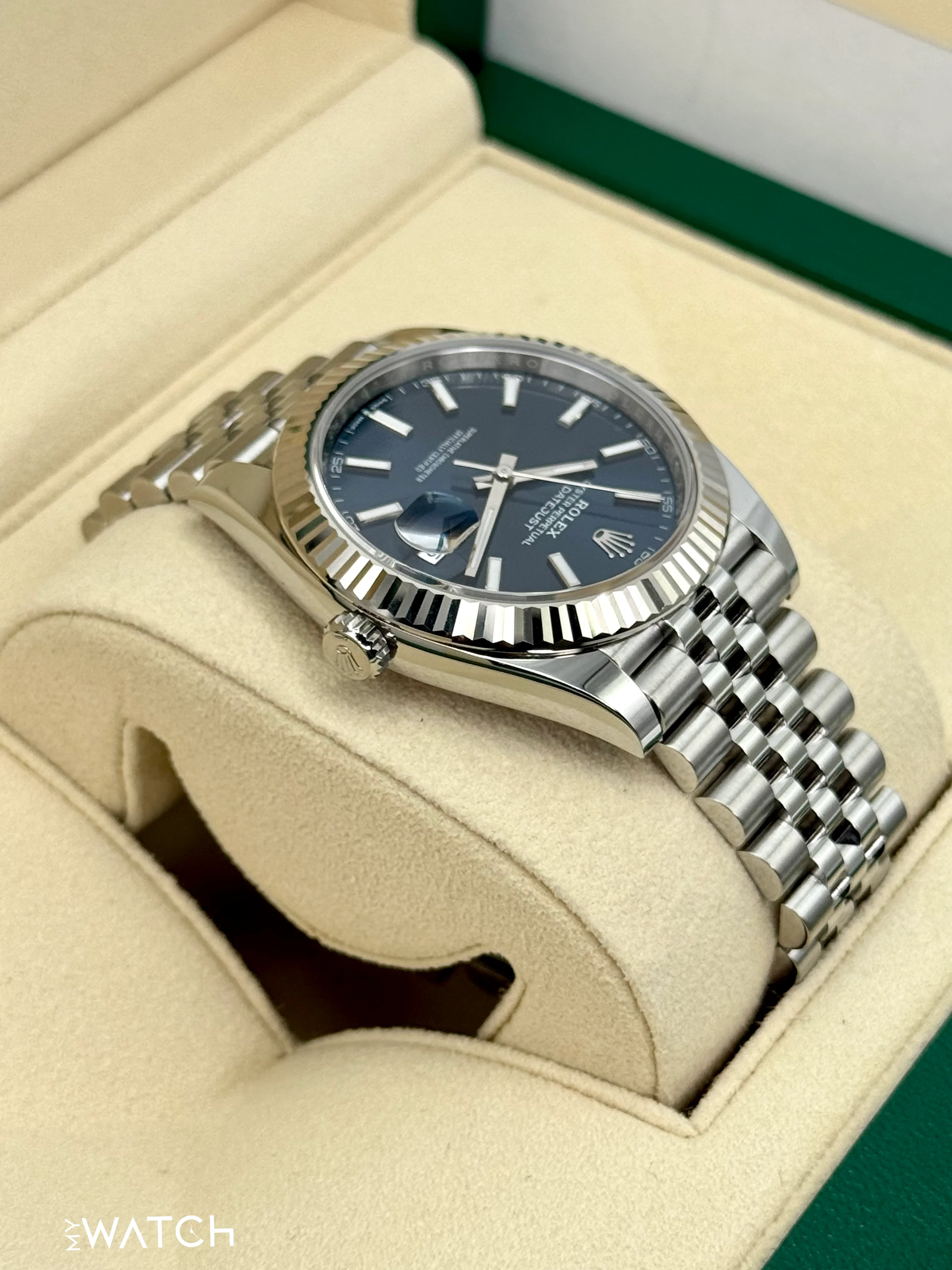 2024 Rolex Datejust 41mm 126334 Stainless Steel Jubilee Blue Dial - Image 8