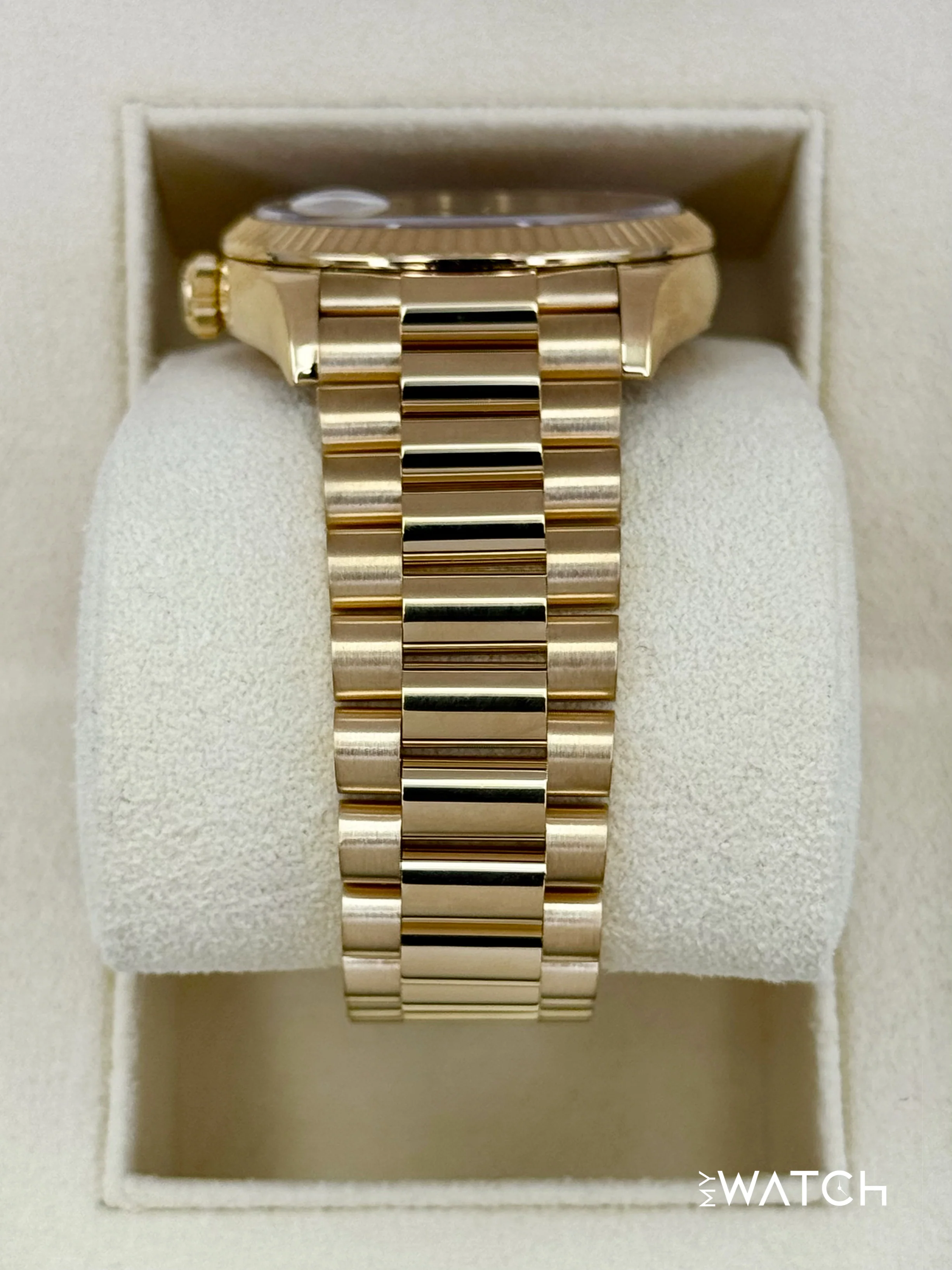 2024 Rolex Day-Date 36mm 128238 Presidential Champagne Diamond Dial - Image 4
