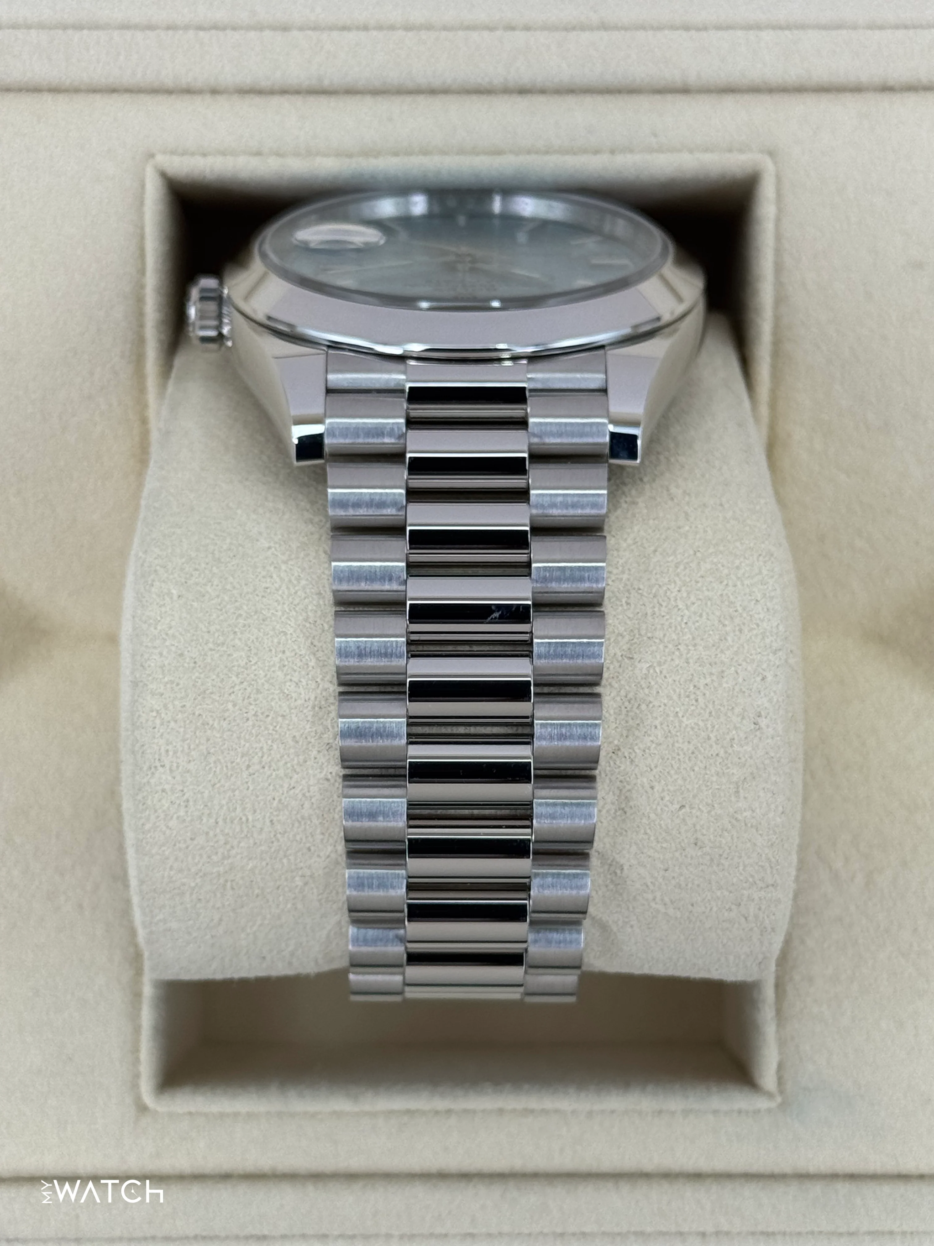 2024 Rolex Day-Date 40mm 228206 Platinum Blue Motif Dial - Image 4
