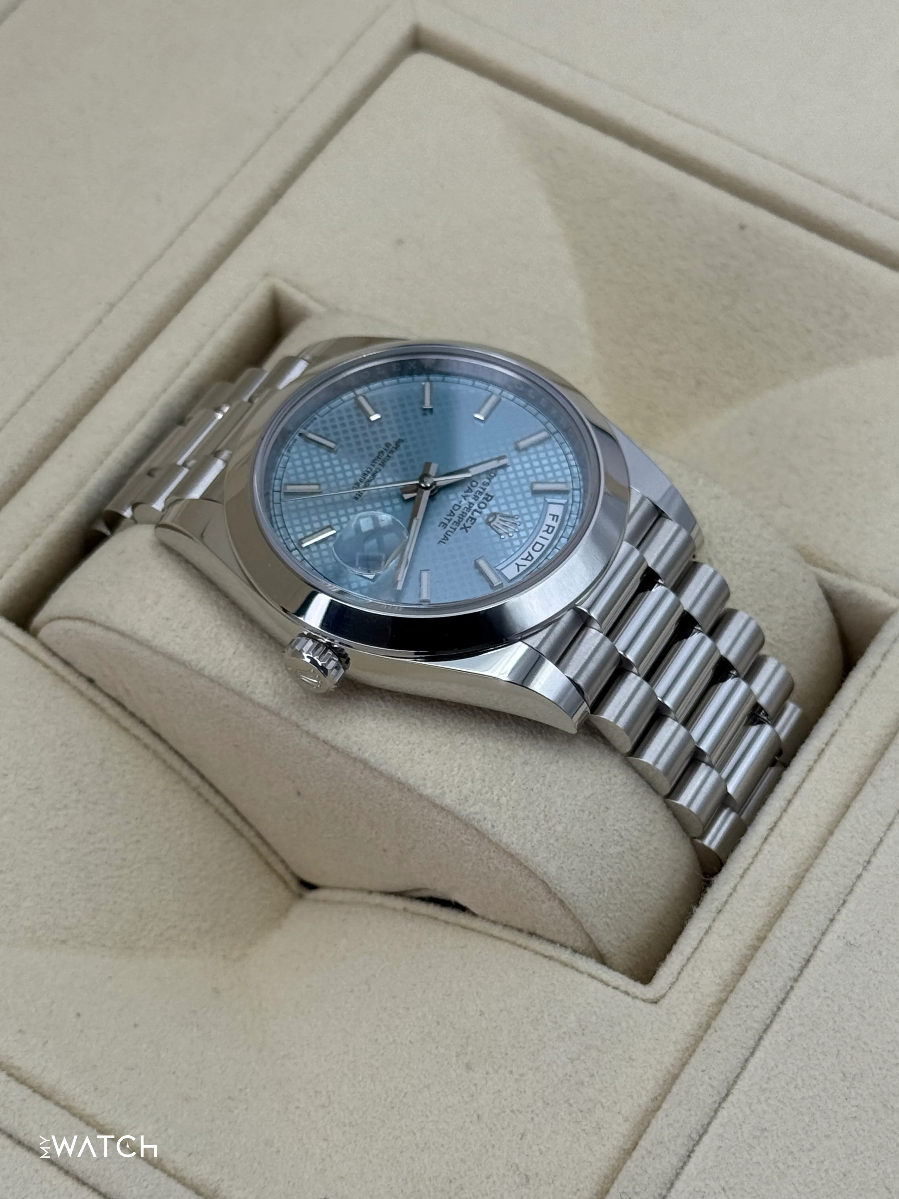 2024 Rolex Day-Date 40mm 228206 Platinum Blue Motif Dial - Image 7