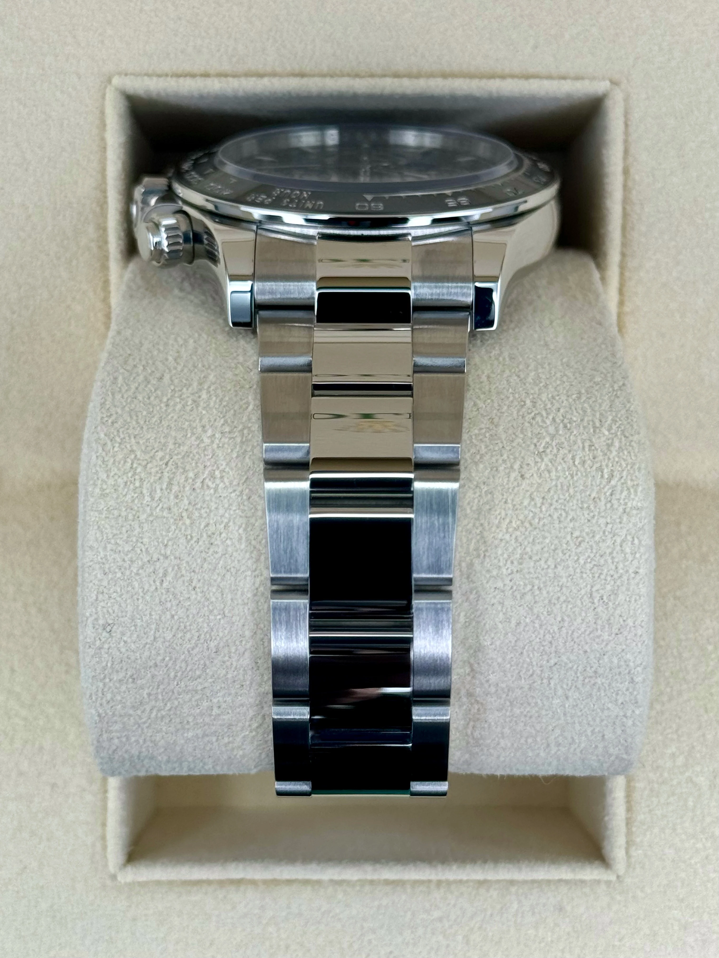 2024 Rolex Daytona 40mm 126500LN Stainless Steel Black Dial - Image 4