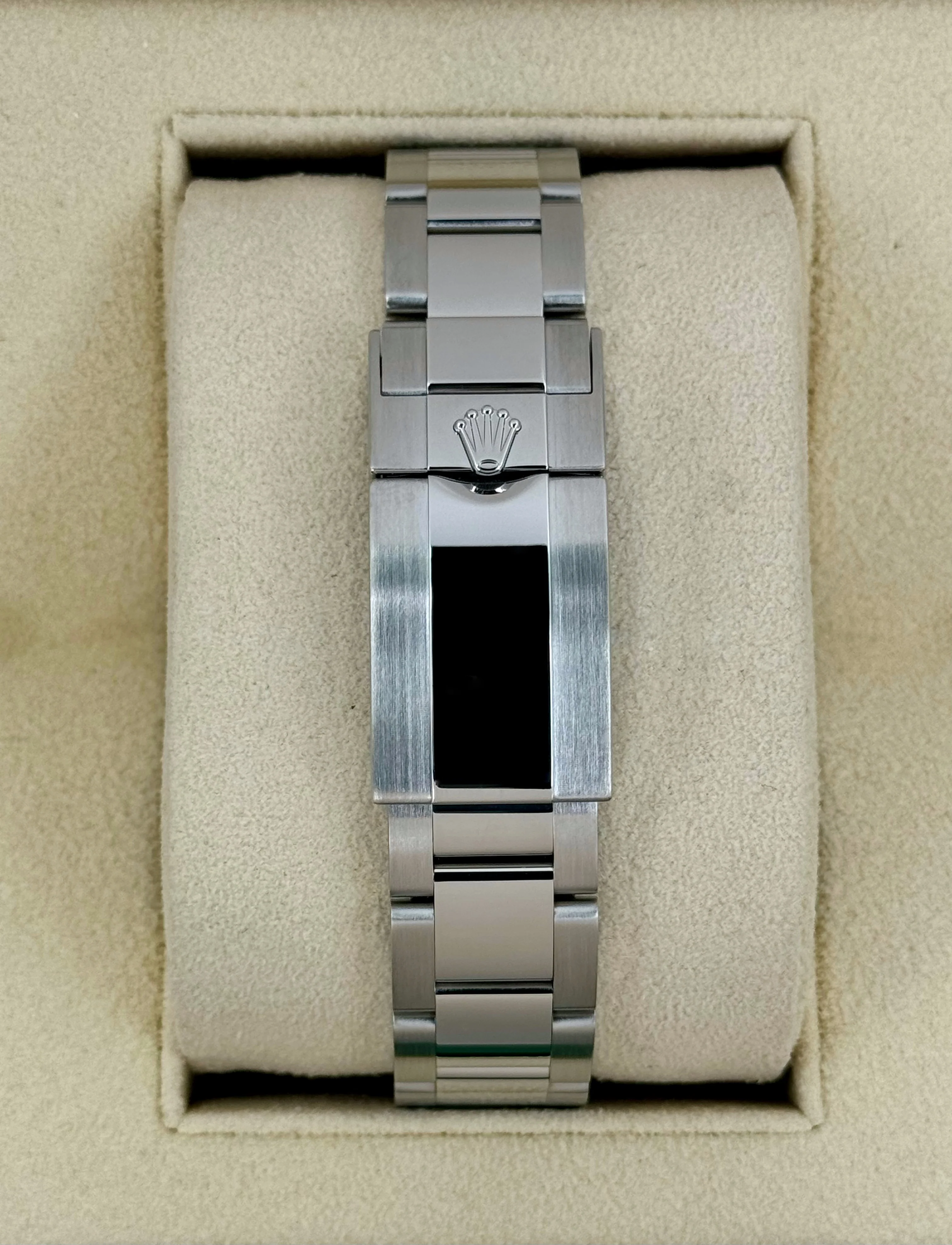 2024 Rolex Daytona 40mm 126500LN Stainless Steel Black Dial - Image 2