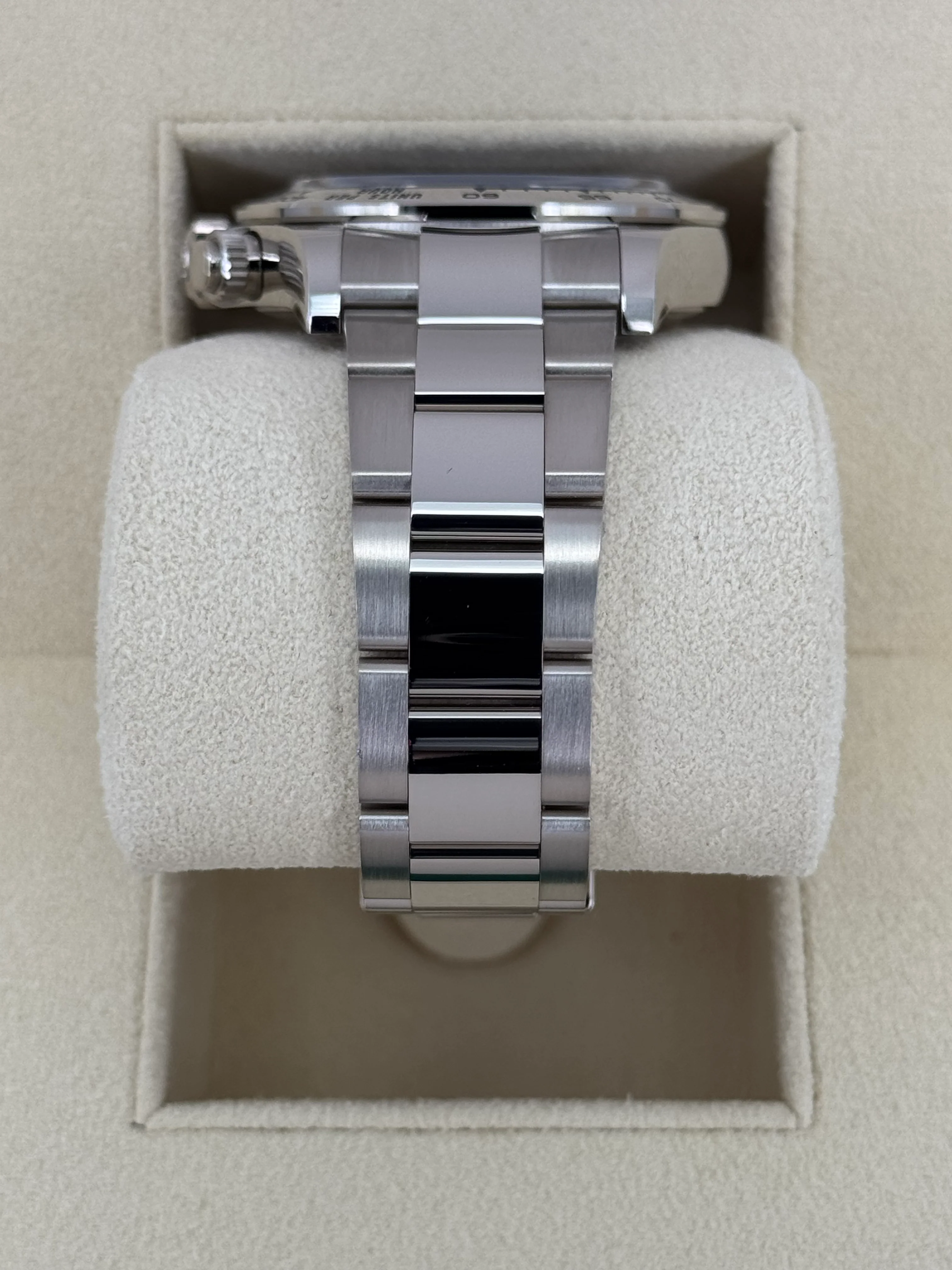 NEW 2024 Rolex Daytona 40mm 126509 White Gold Black Dial - Image 4