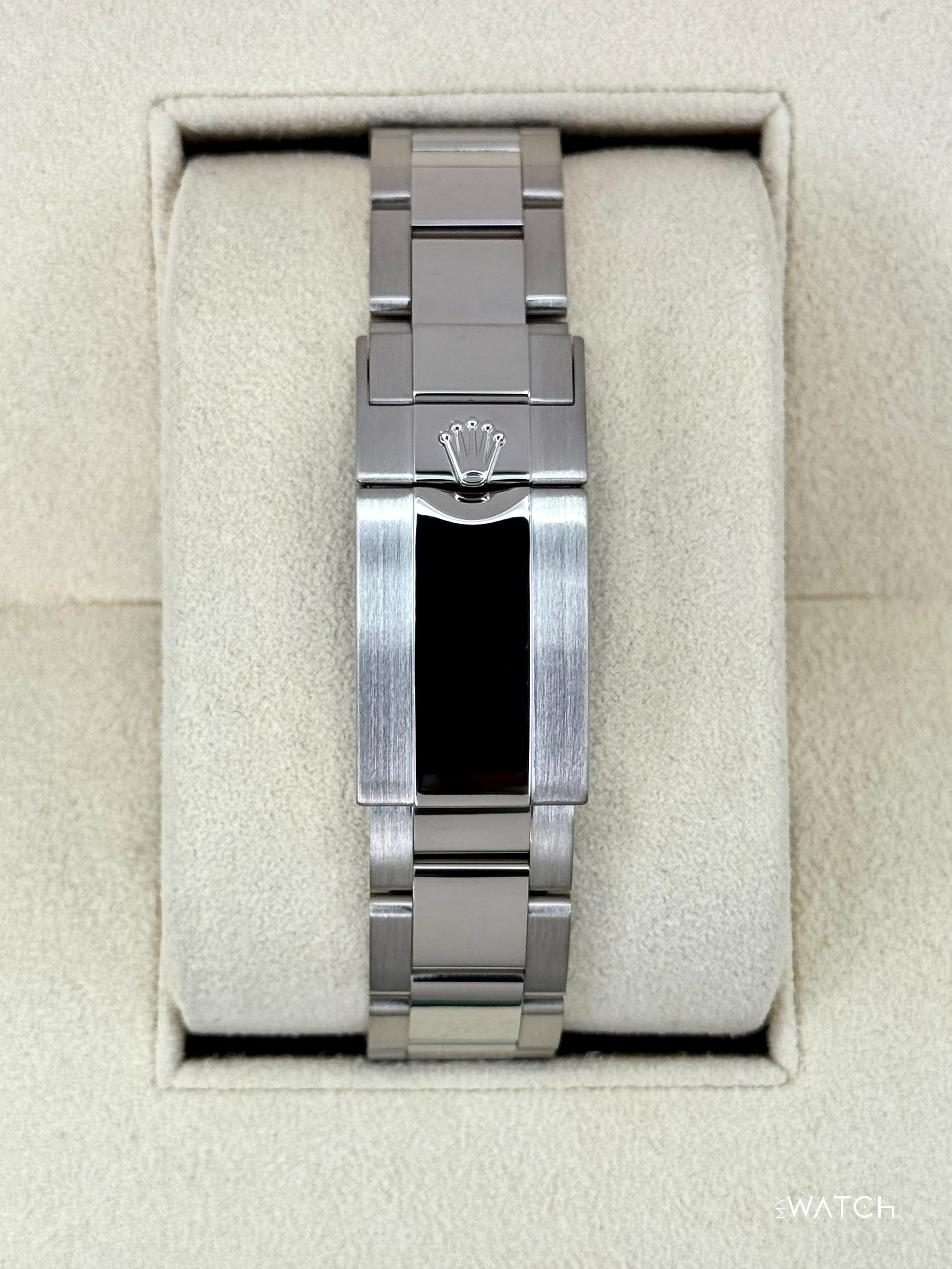 2024 Rolex Daytona 40mm 126509 White Gold Black Dial - Image 2