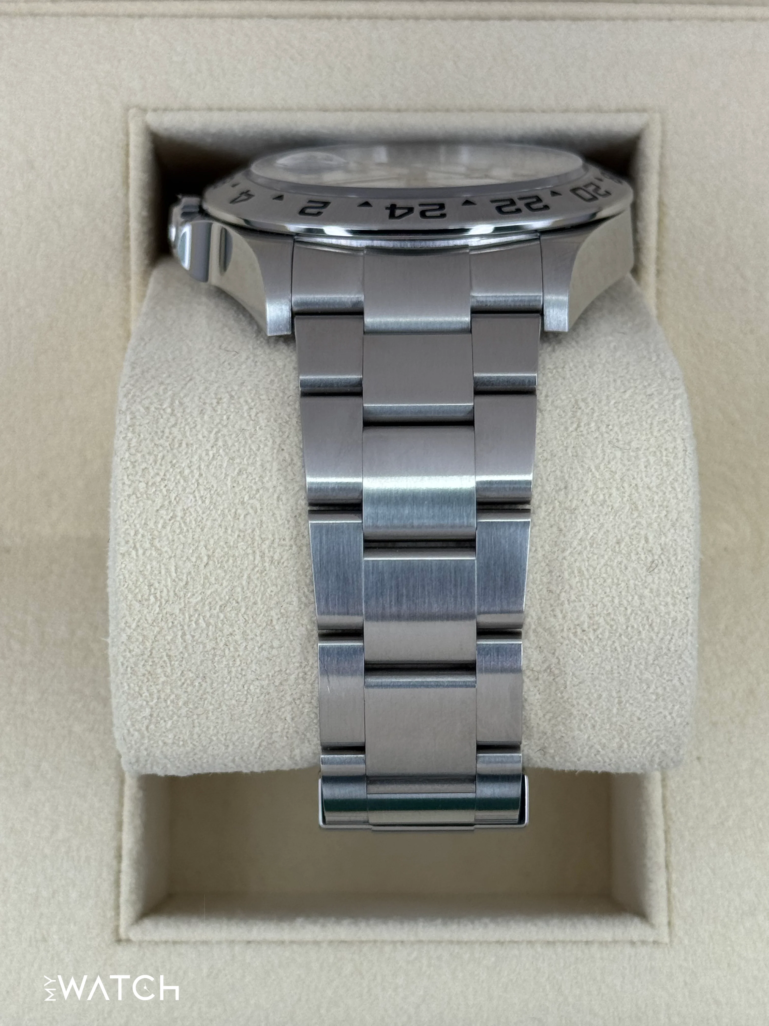 2024 Rolex Explorer II 42mm 226570 Polar White Dial - Image 4