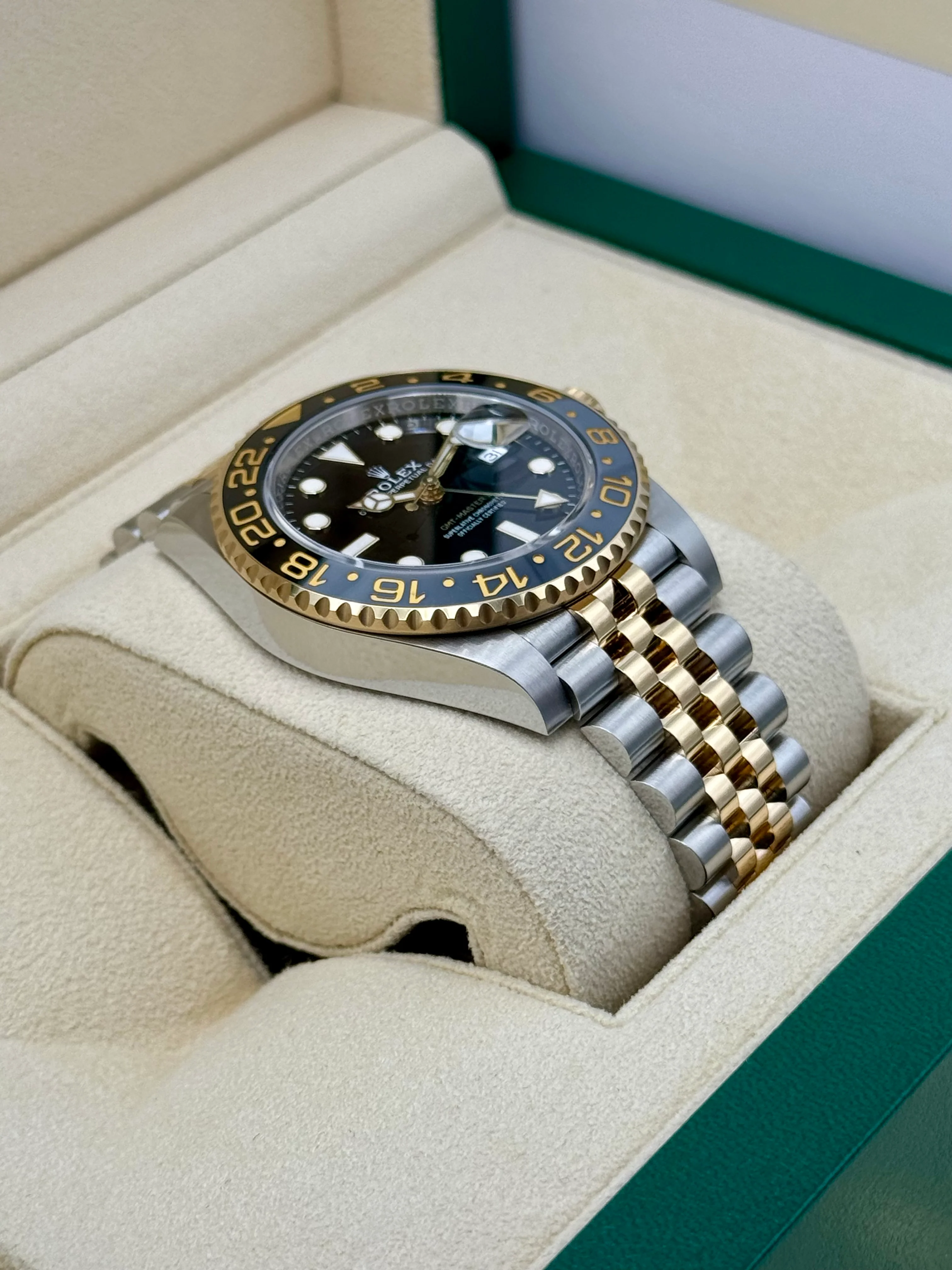 2024 Rolex GMT-Master II 40mm 126713GRNR Two-Tone Jubilee Black Dial - Image 6