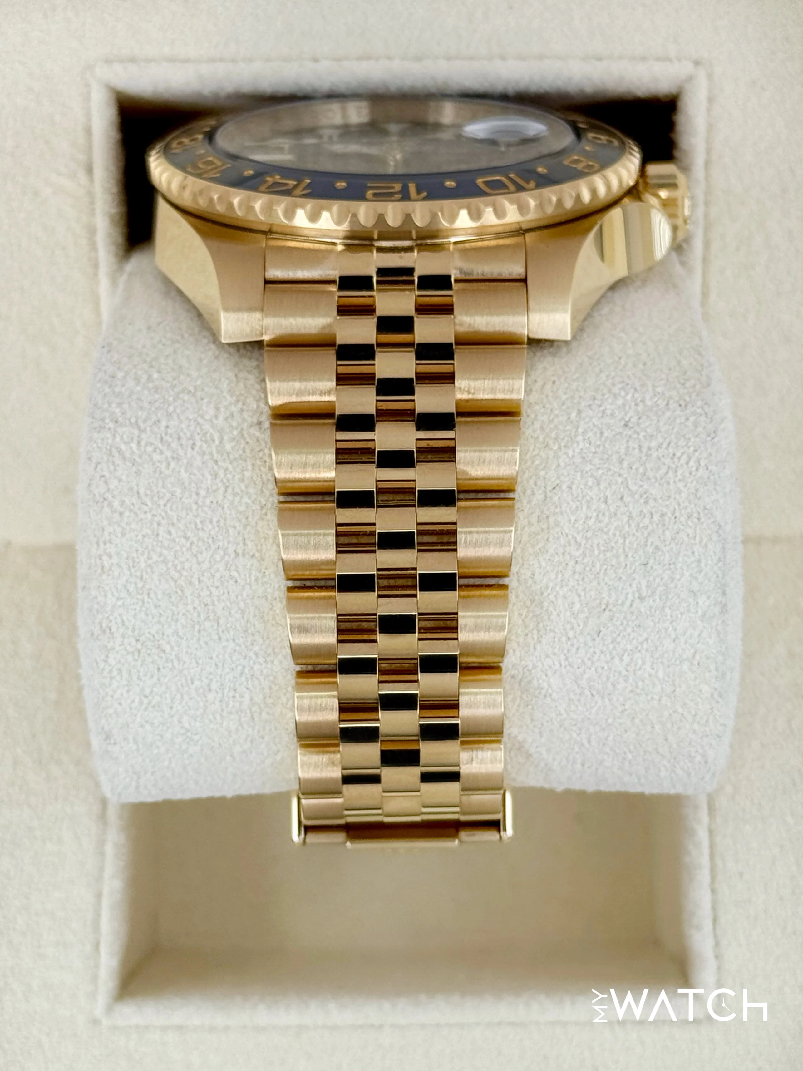 2024 Rolex GMT-Master II 40mm 126718GRNR Jubilee Black Dial - Image 3