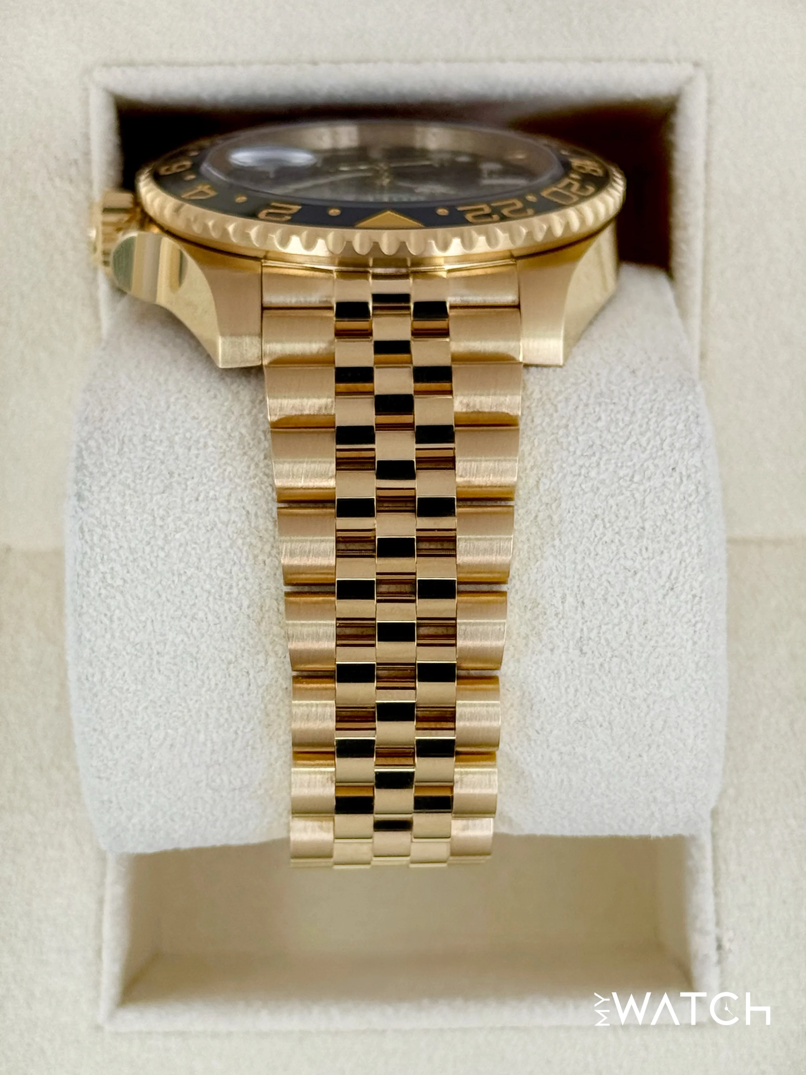 2024 Rolex GMT-Master II 40mm 126718GRNR Jubilee Black Dial - Image 4