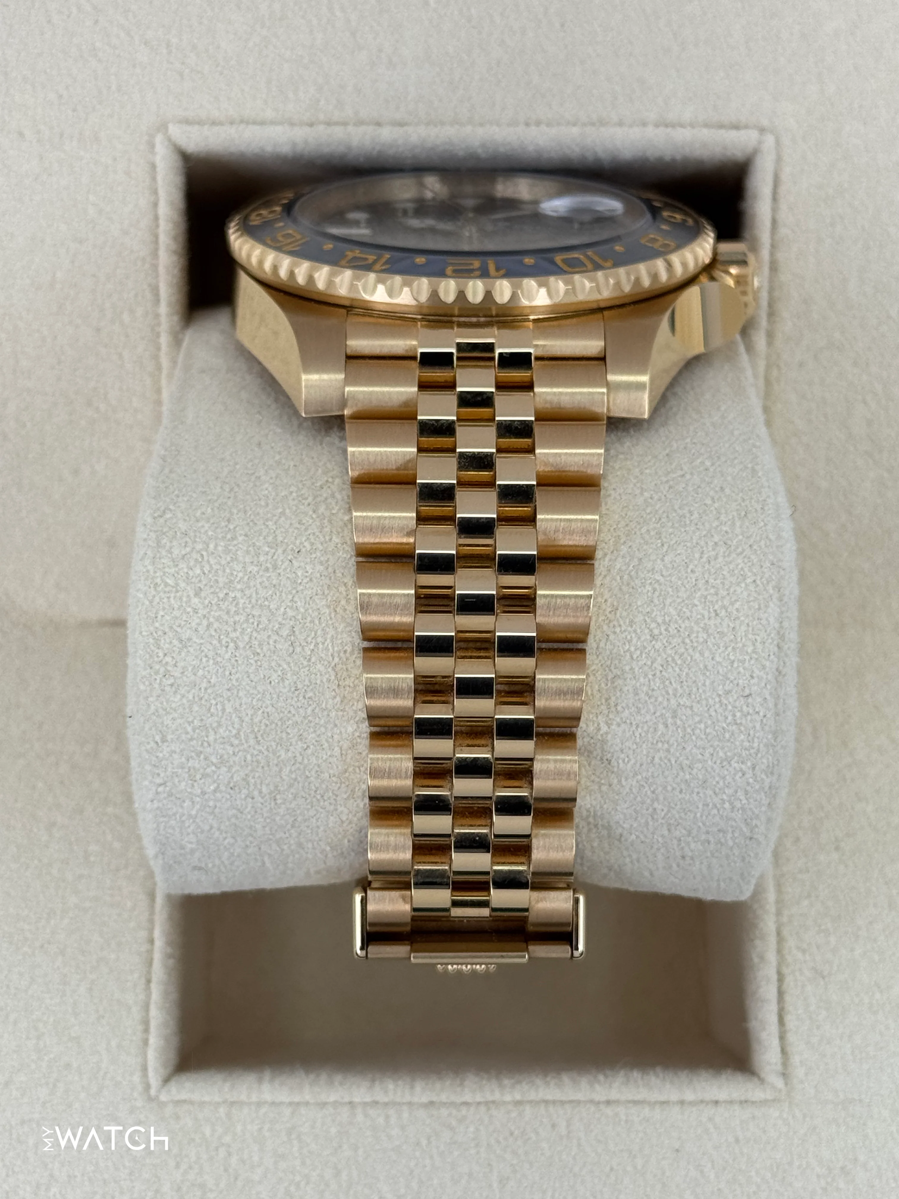 2024 Rolex GMT-Master II 40mm 126718GRNR Jubilee Black Dial - Image 3