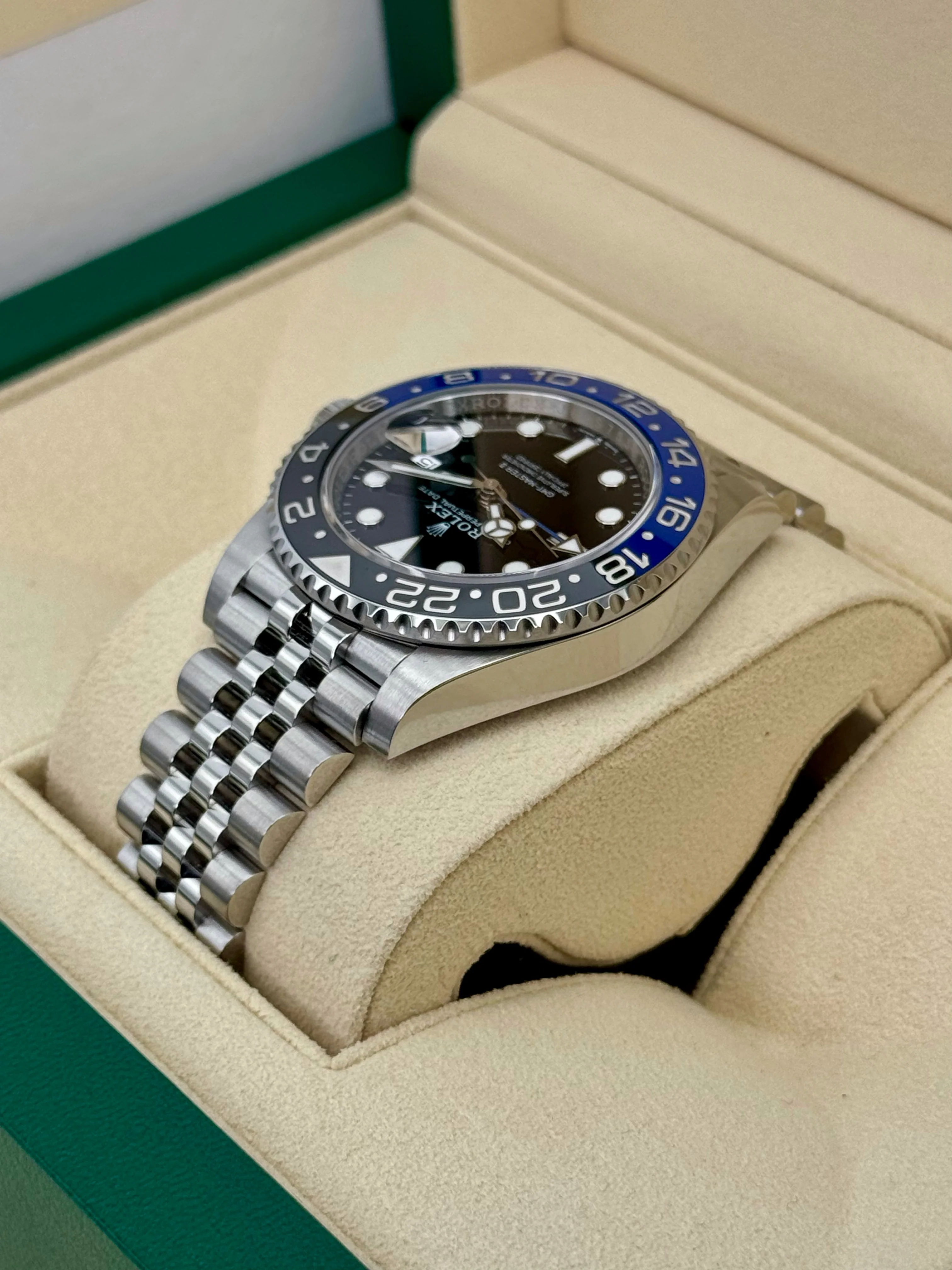 2024 Rolex GMT-Master II "Batgirl" 40mm 126710BLNR Jubilee - Image 7