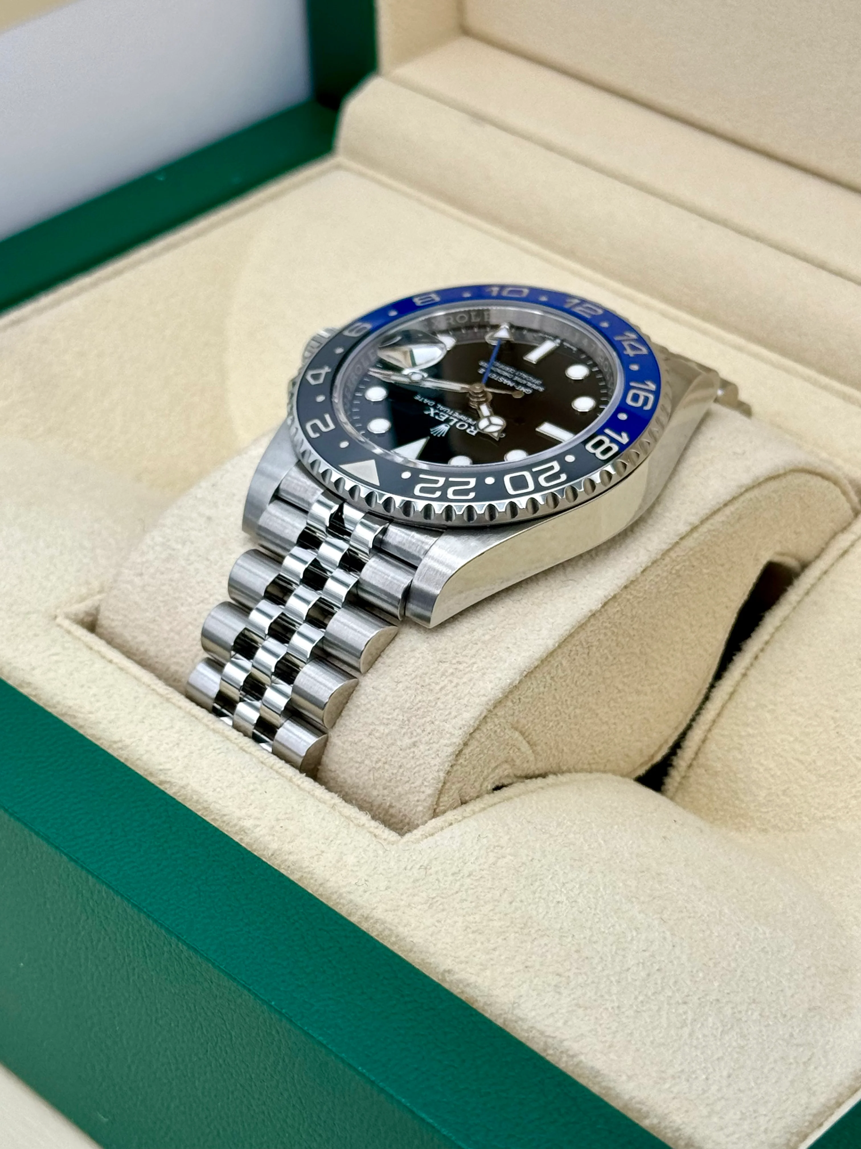 2024 Rolex GMT-Master II "Batgirl" 40mm 126710BLNR Jubilee - Image 7