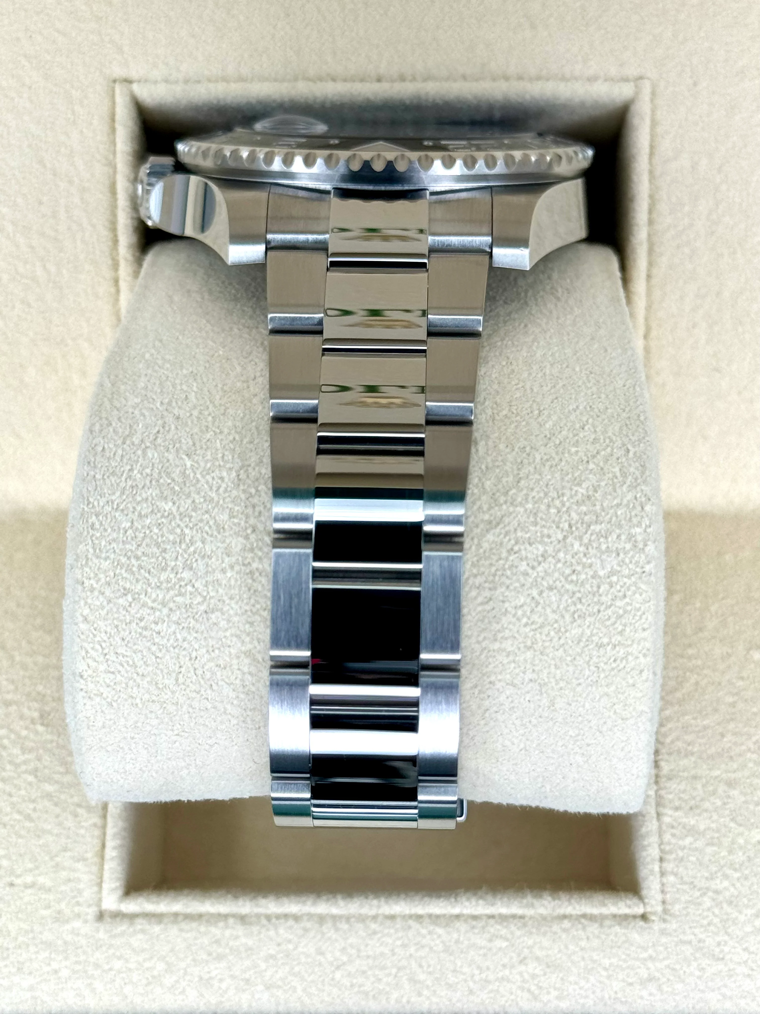 2024 Rolex GMT-Master II "Batman" 40mm 126710BLNR Oyster - Image 4