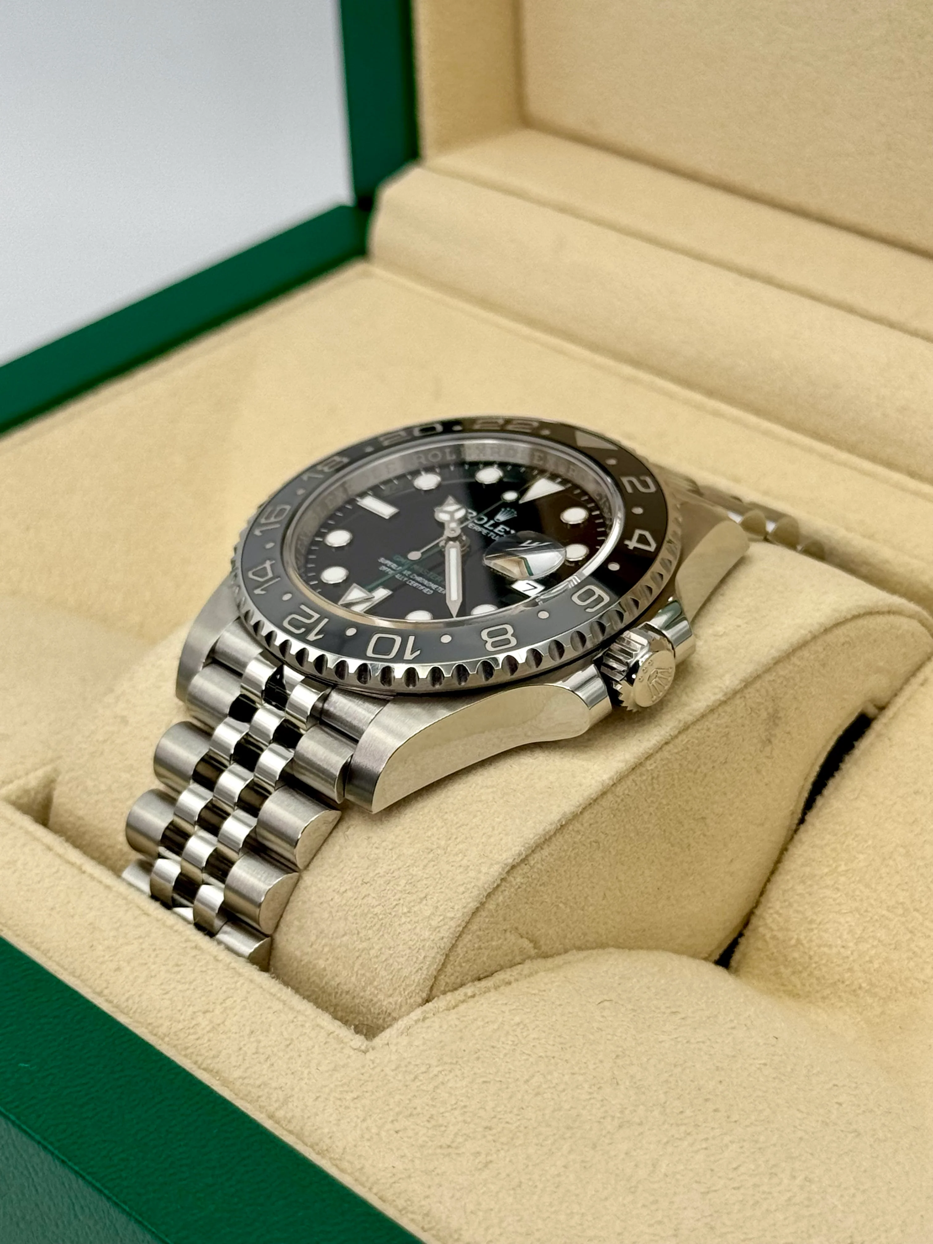 2024 Rolex GMT-Master II "Bruce Wayne" 40mm 126710GRNR Jubilee - Image 5