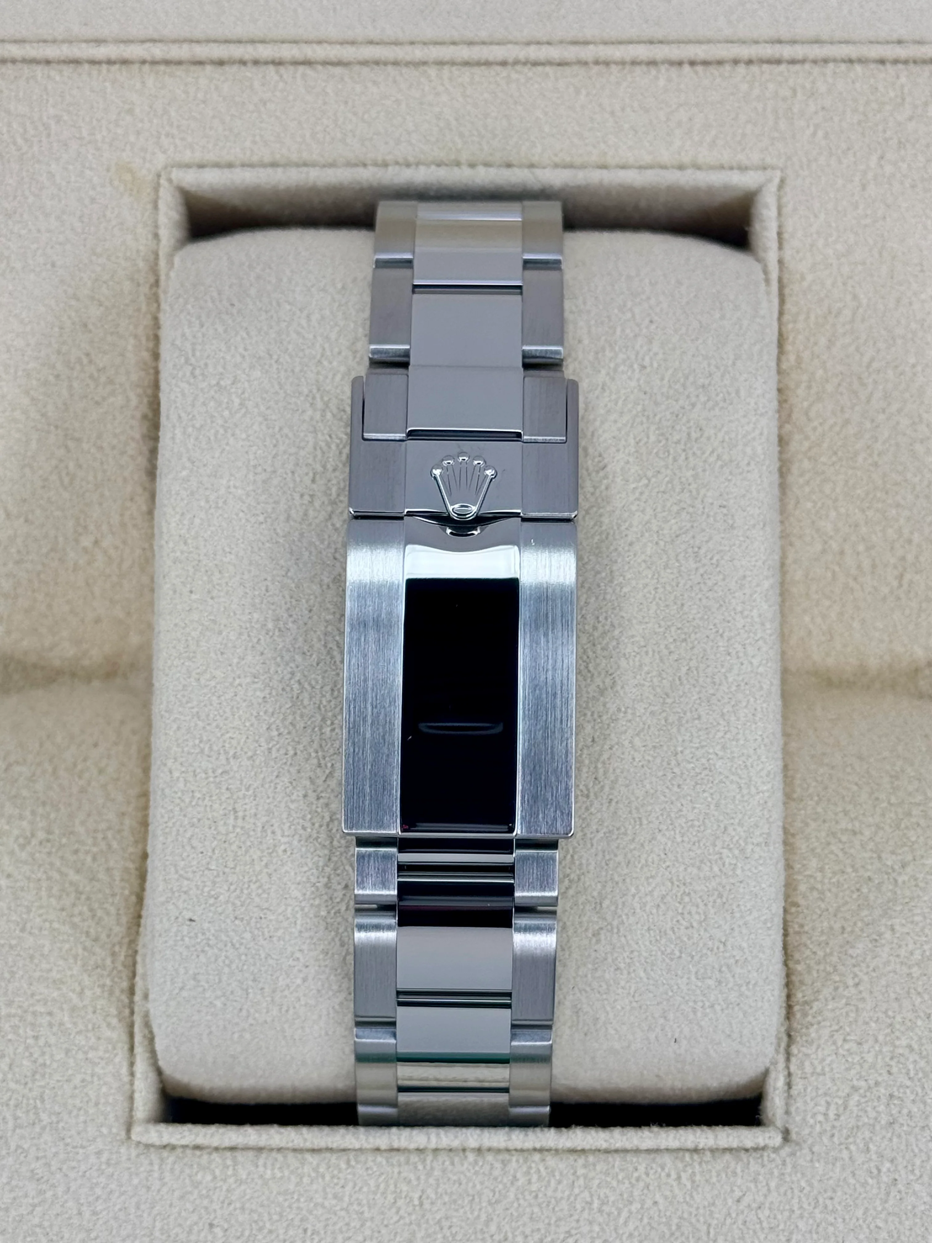2024 Rolex GMT-Master II "Pepsi" 40mm 126710BLRO Oyster - Image 2