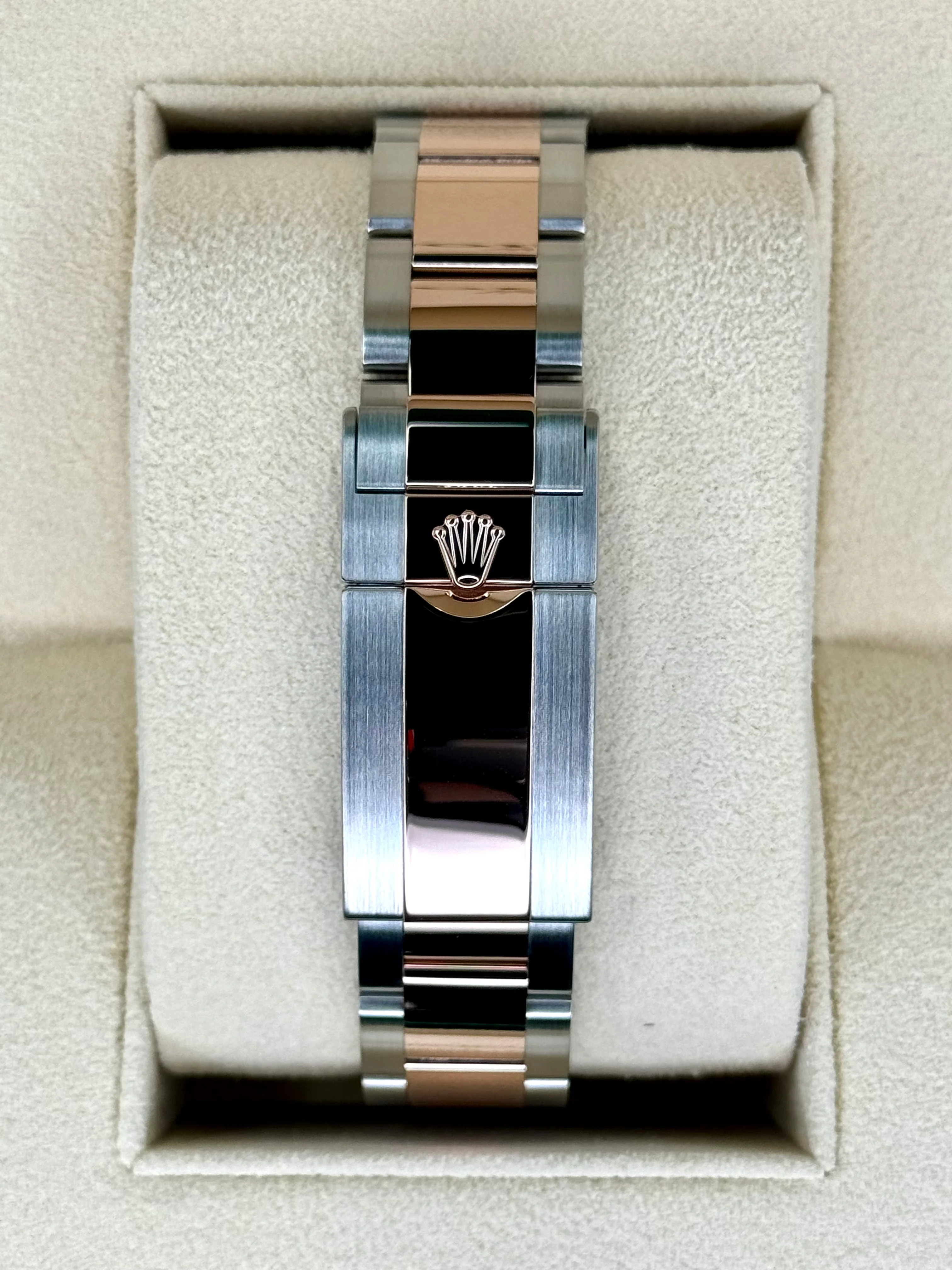 2024 Rolex GMT-Master II "Rootbeer" 40mm 126711CHNR Two-Tone - Image 2