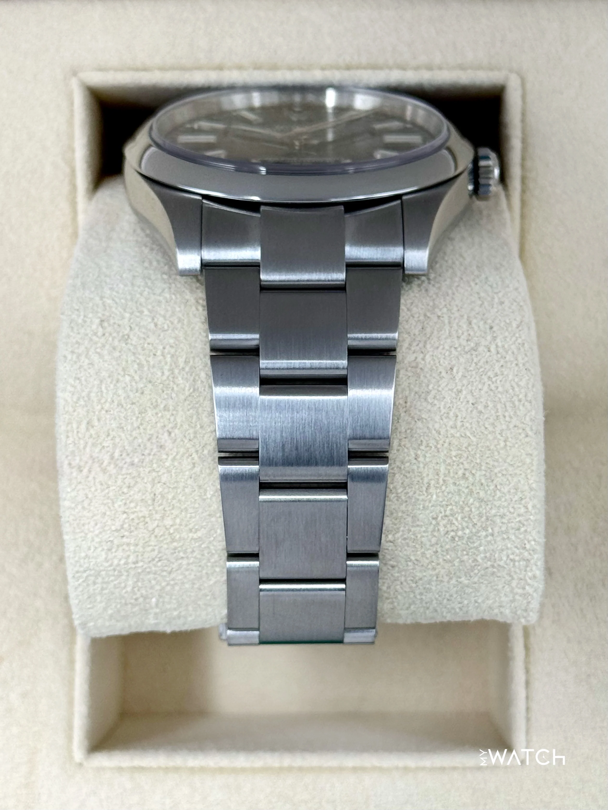 2024 Rolex Oyster Perpetual 41mm 124300 Black Dial - Image 3